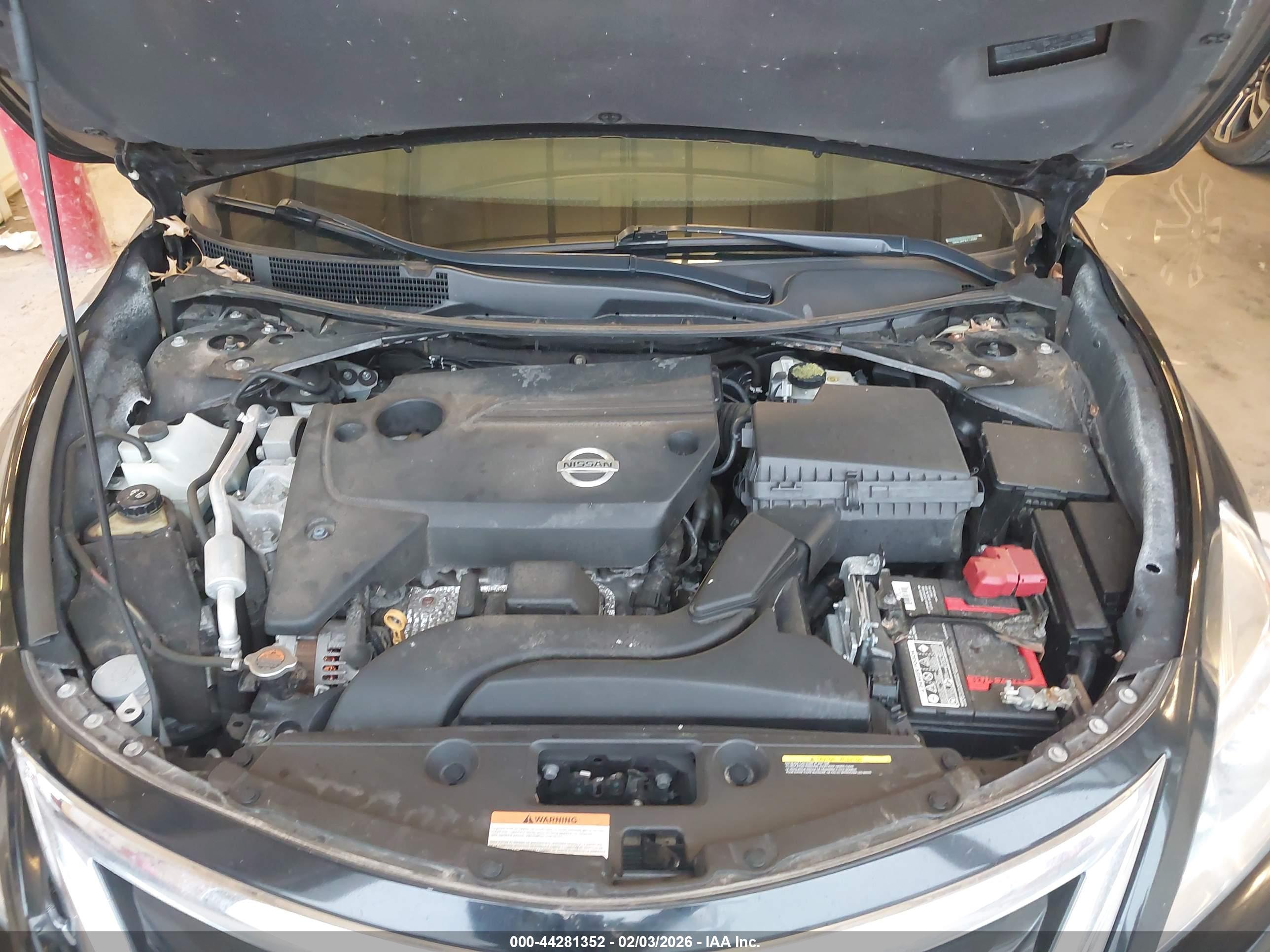 NISSAN ALTIMA image 10