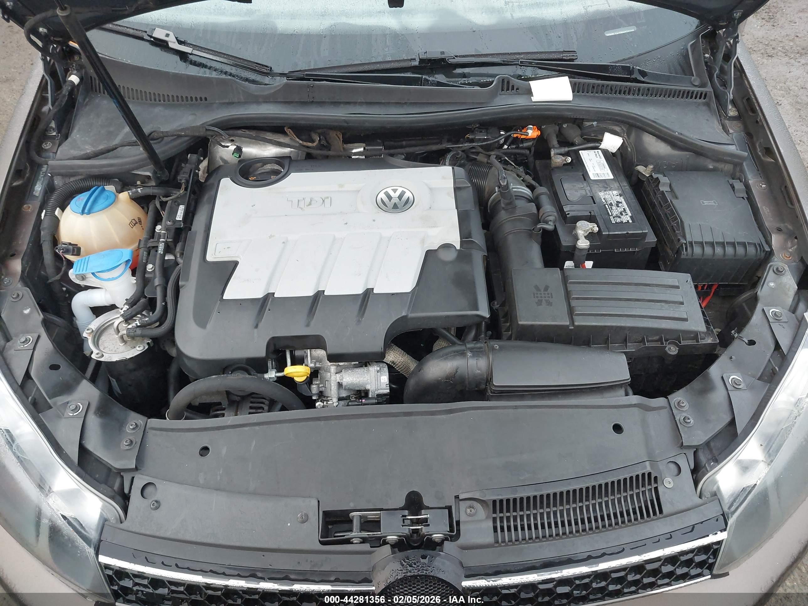 VOLKSWAGEN JETTA image 10