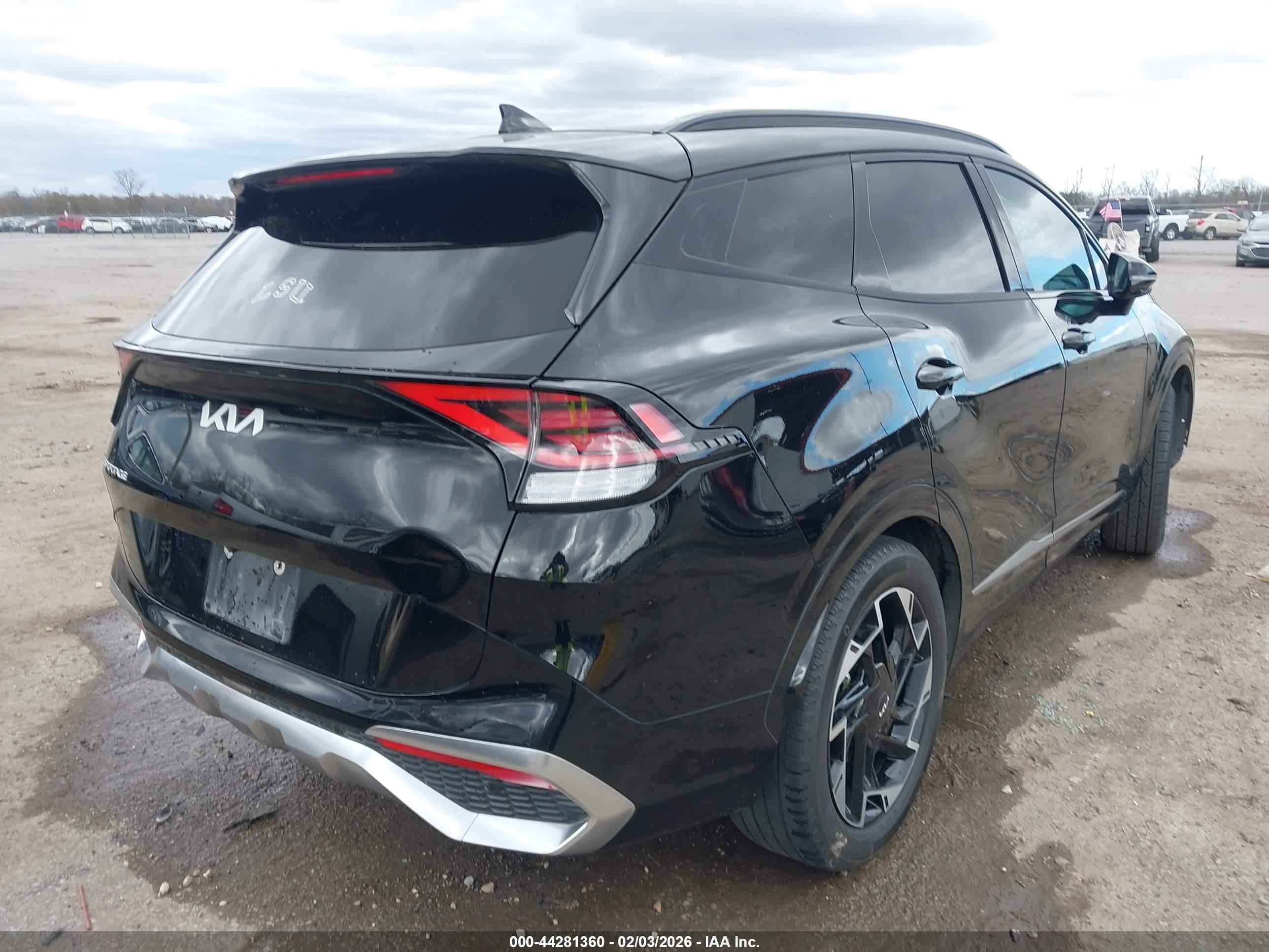 KIA SPORTAGE image 4