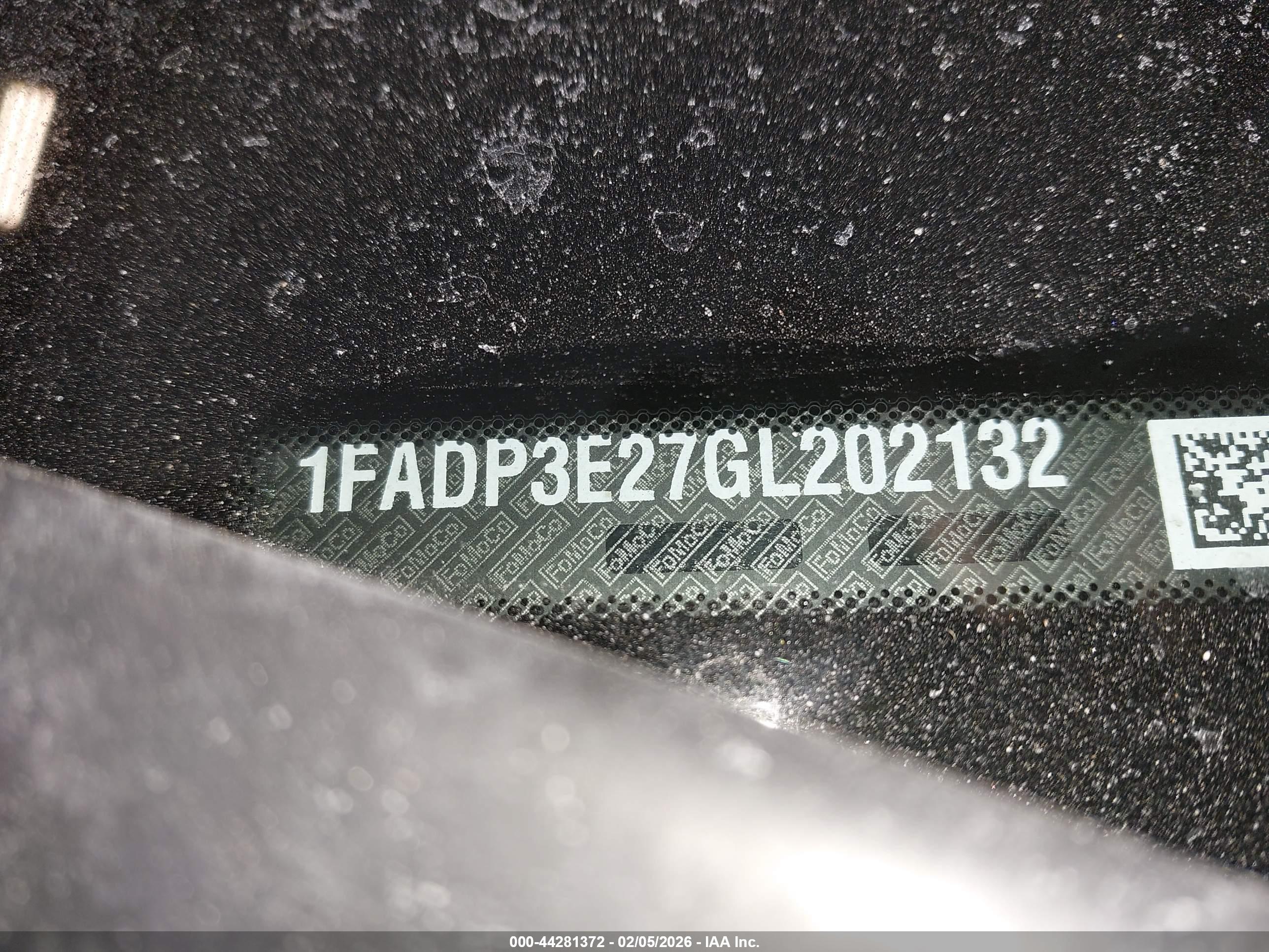 FORD FOCUS image 9