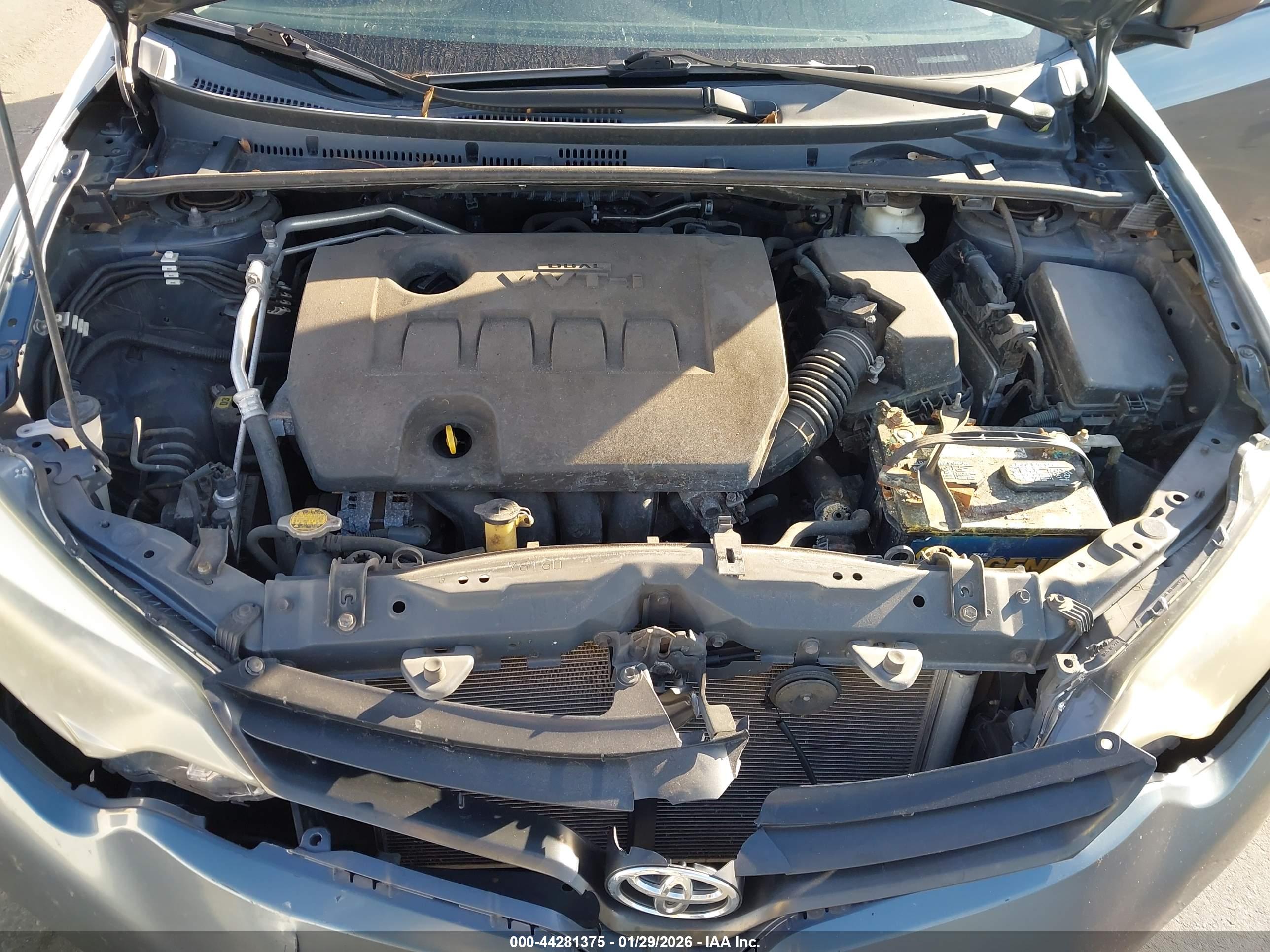 TOYOTA COROLLA image 10