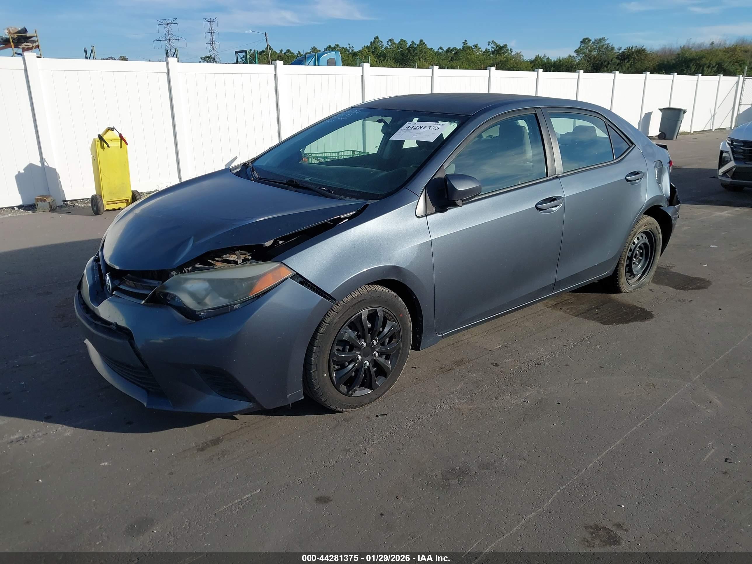 TOYOTA COROLLA image 2