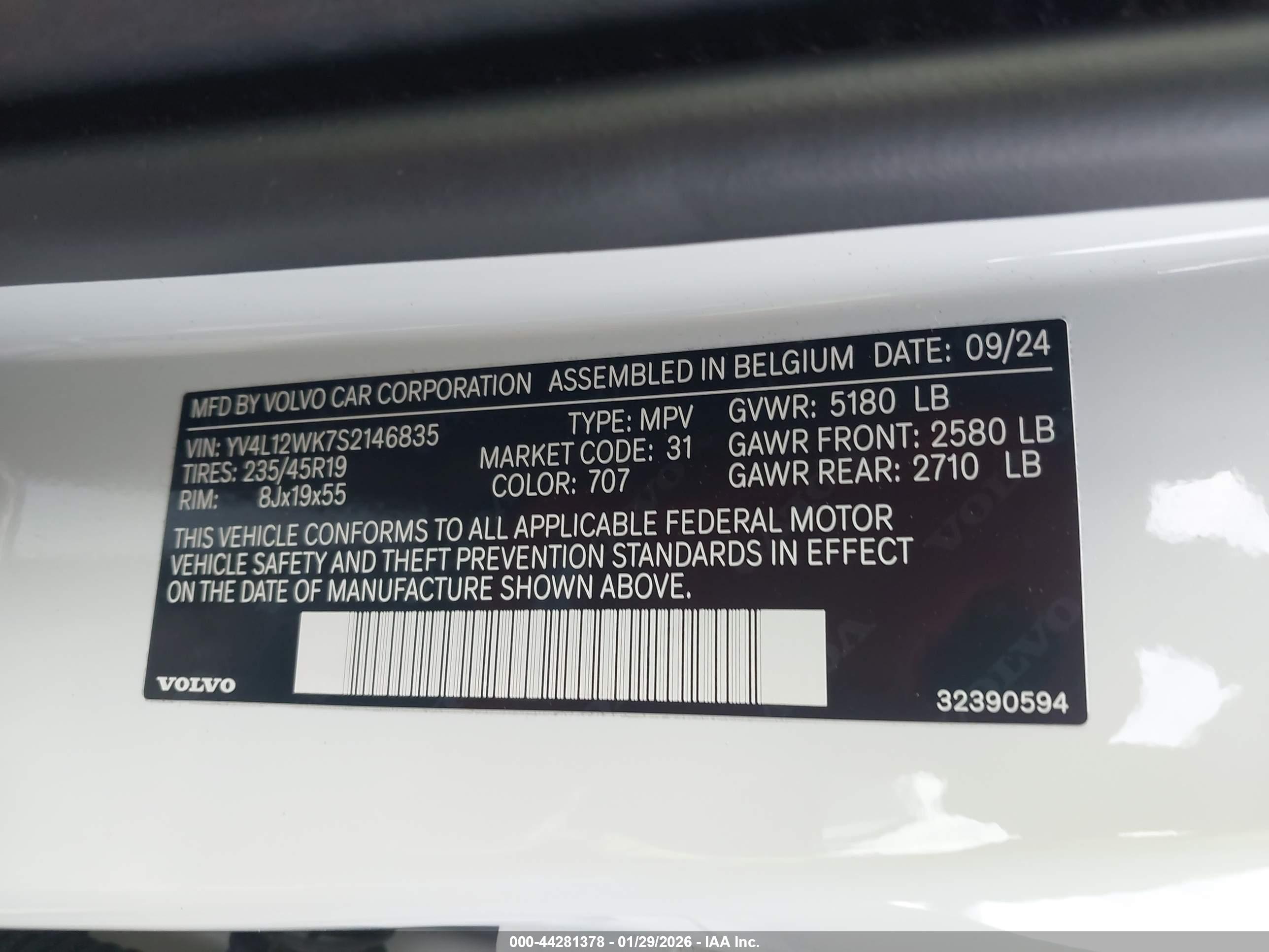 VOLVO V60 image 9