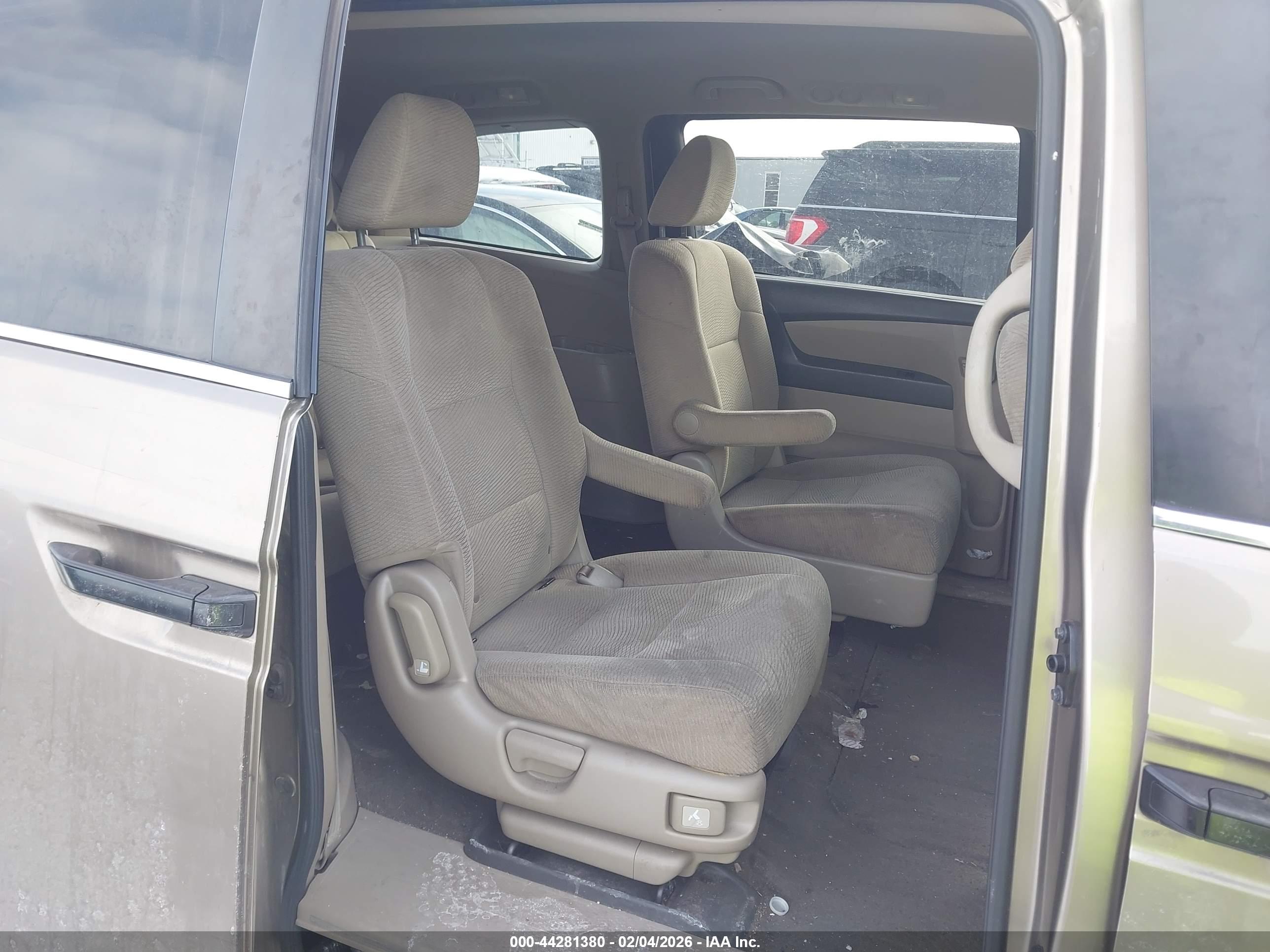 HONDA ODYSSEY image 8