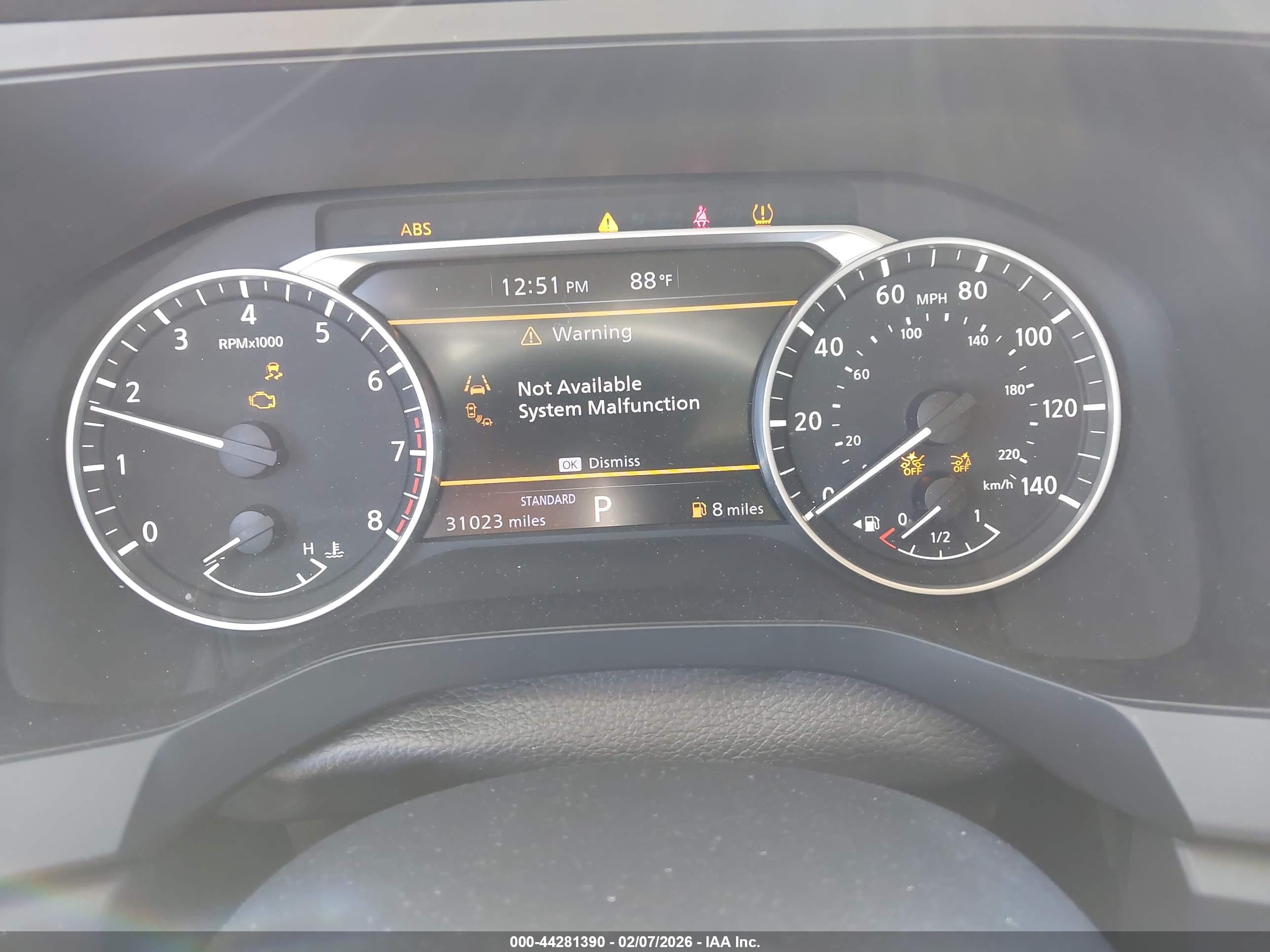 NISSAN PATHFINDER image 7