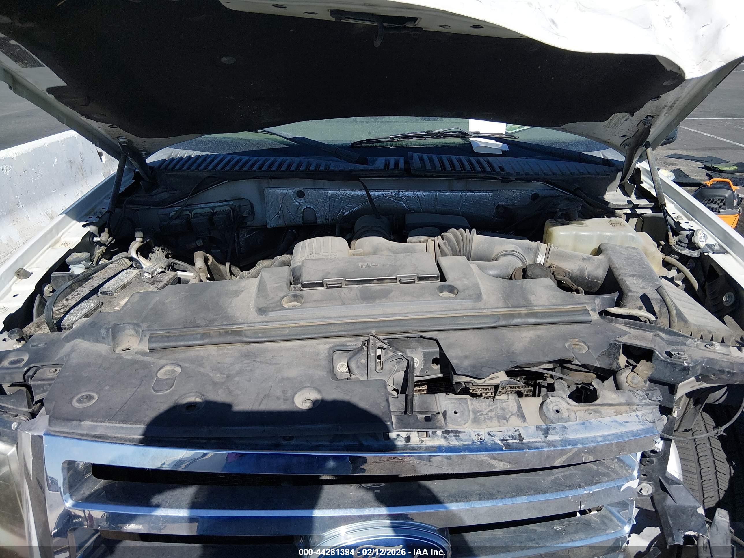 FORD EXPEDITION image 10