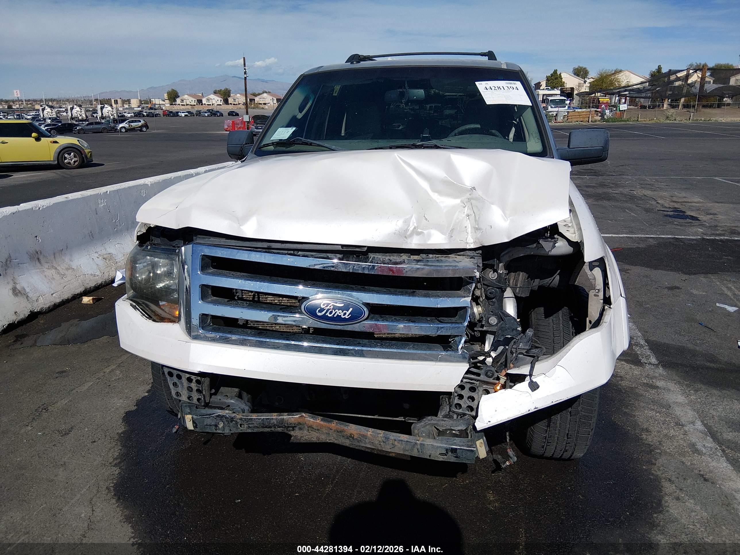 FORD EXPEDITION image 6