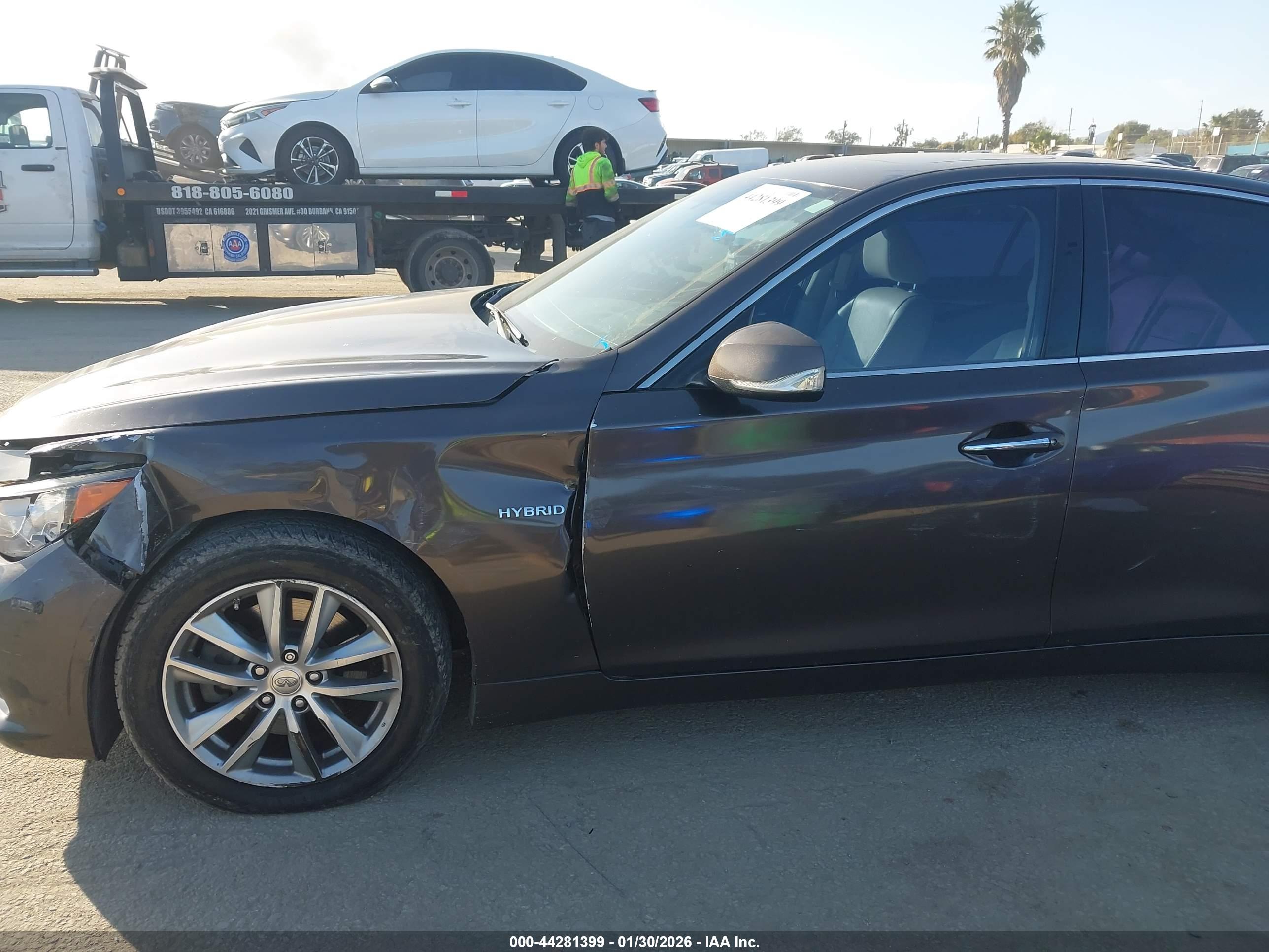 INFINITI Q50 image 6