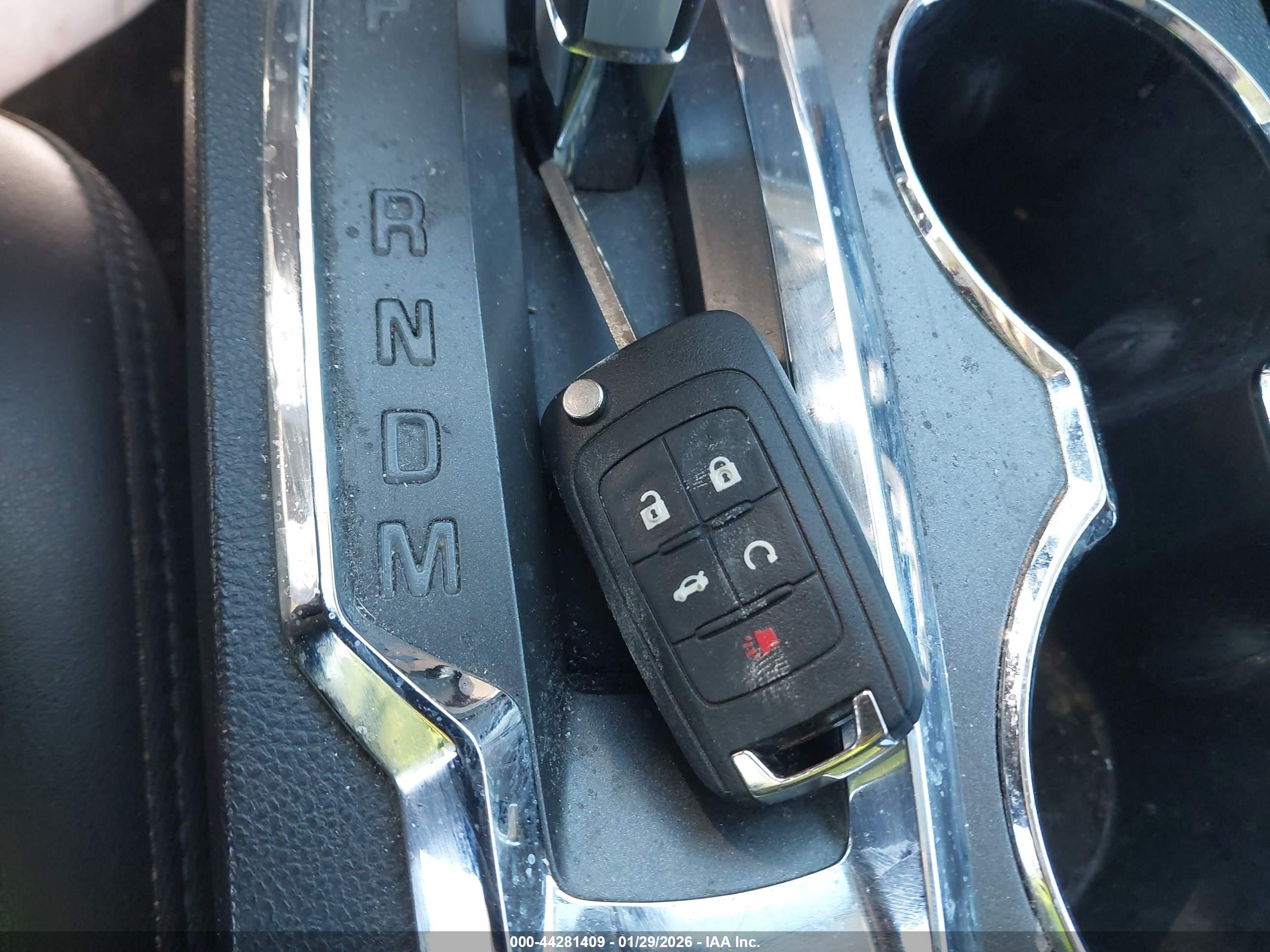 CHEVROLET EQUINOX image 11