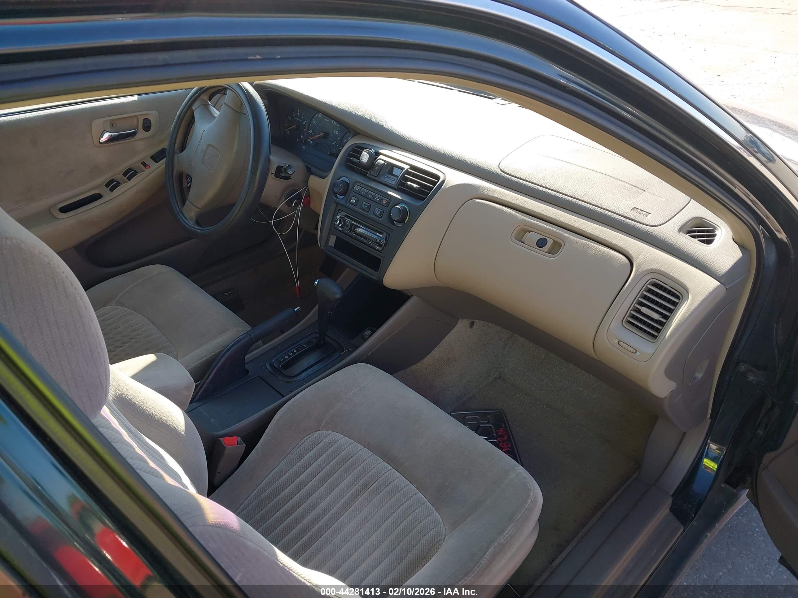 HONDA ACCORD image 5