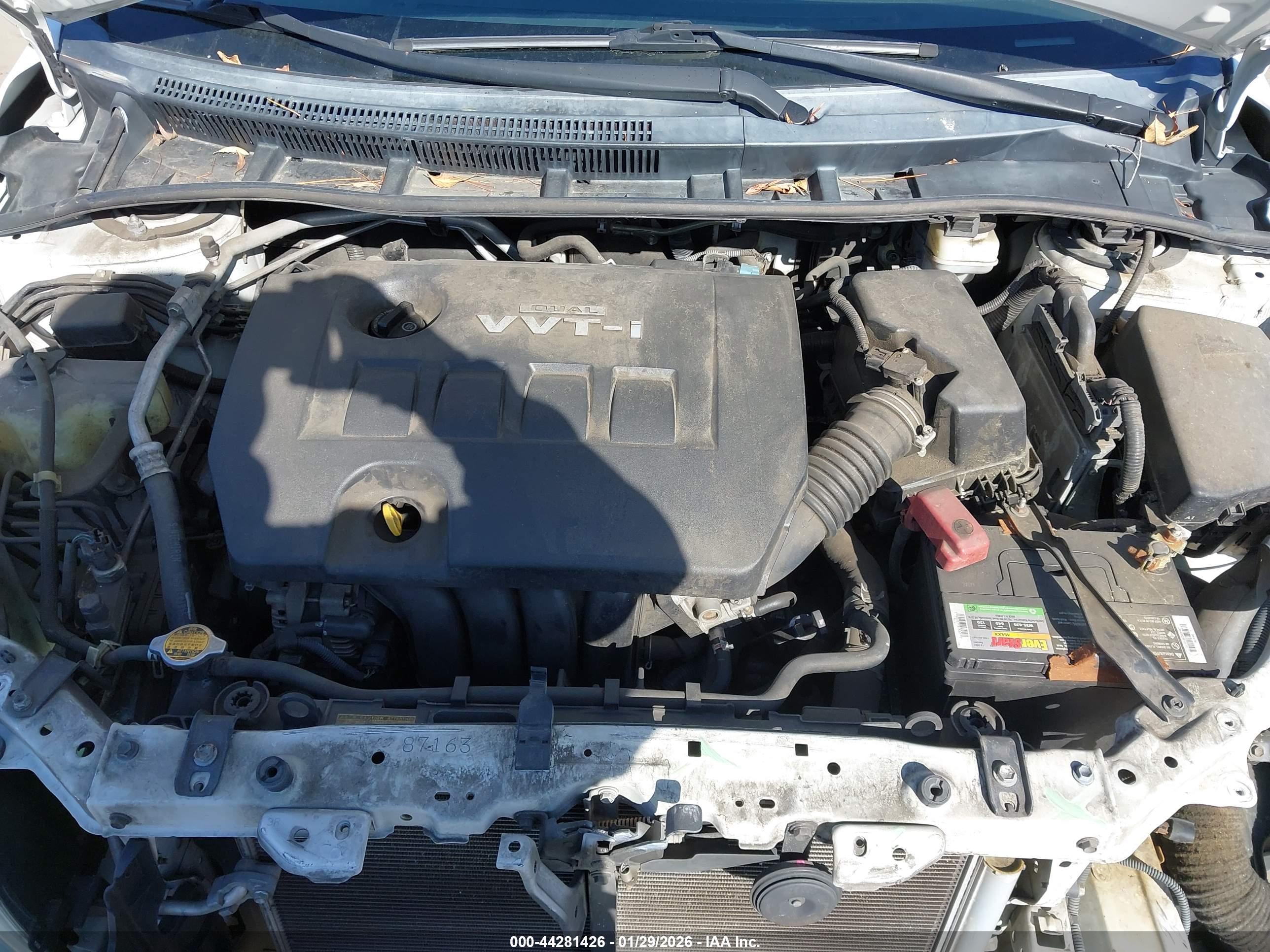 TOYOTA COROLLA image 10