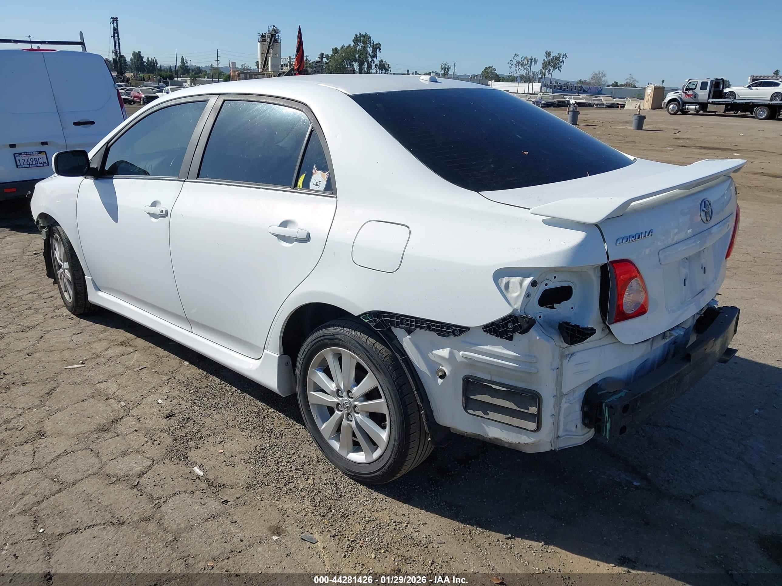 TOYOTA COROLLA image 3