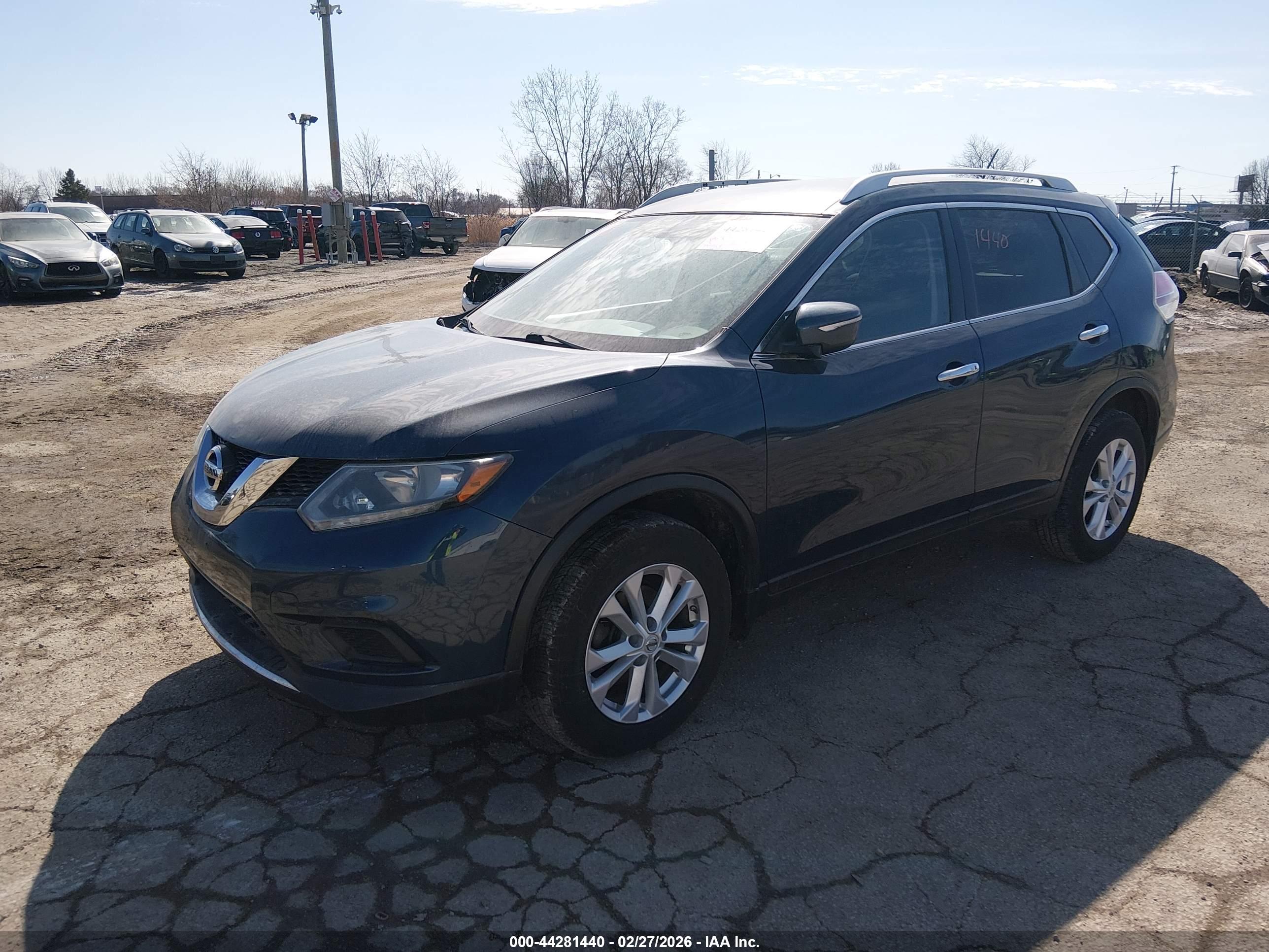NISSAN ROGUE image 2