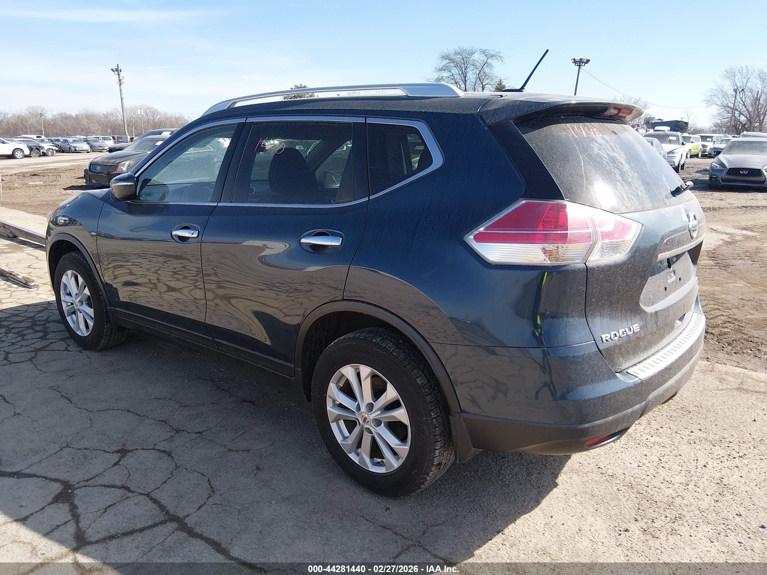 NISSAN ROGUE image 3
