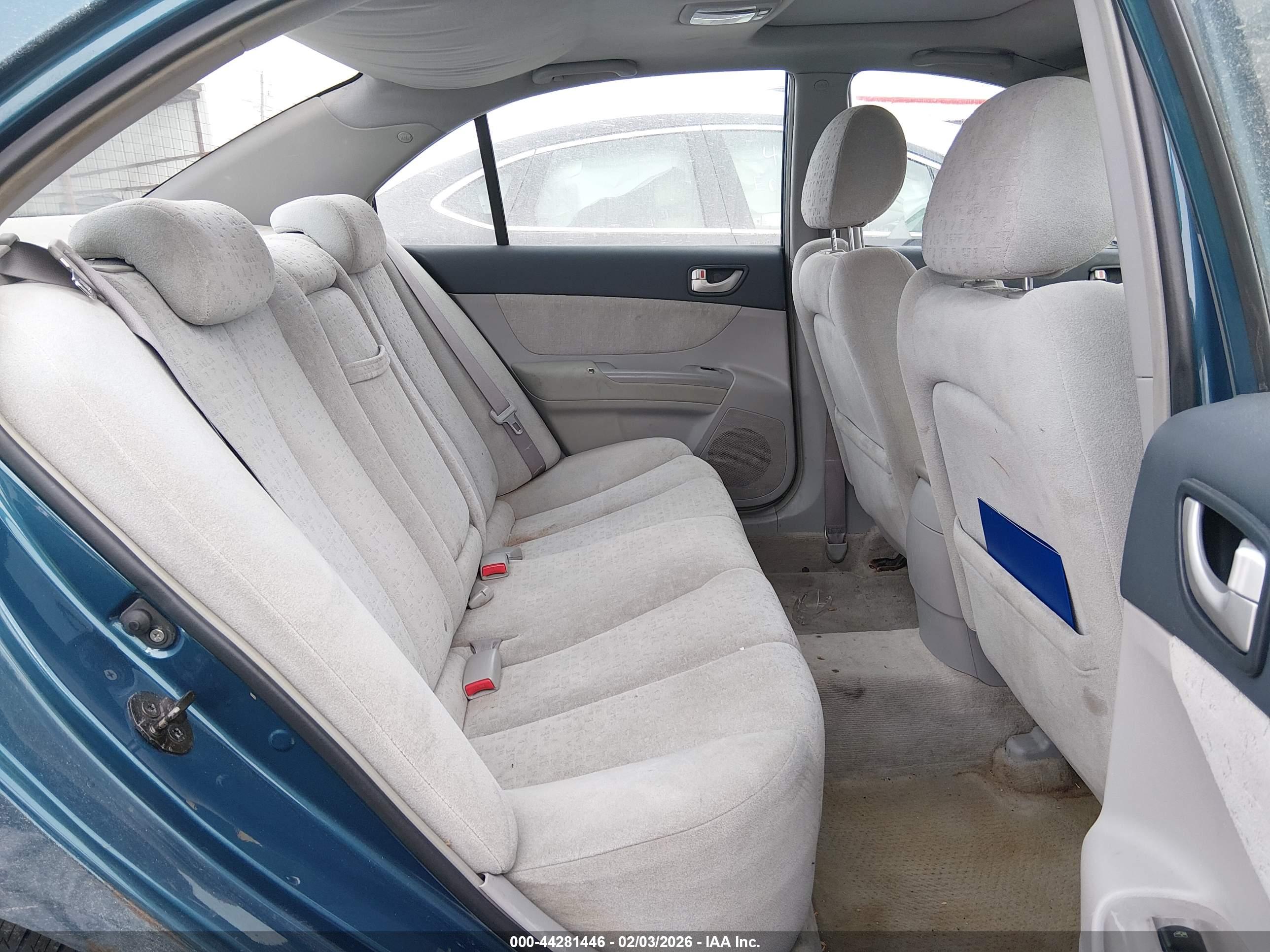 HYUNDAI SONATA image 8