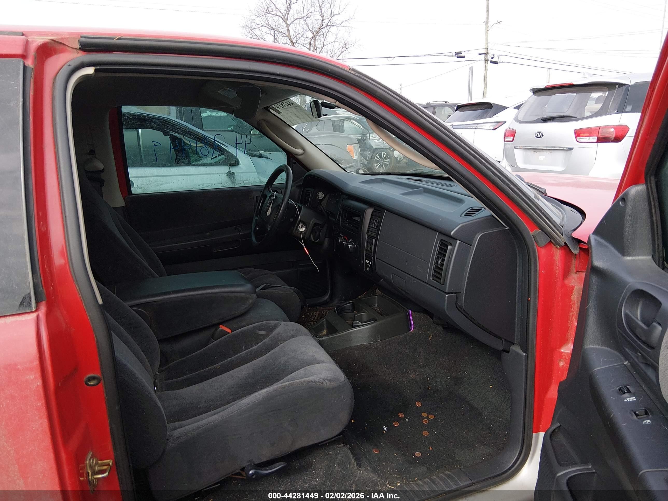 DODGE DAKOTA image 5