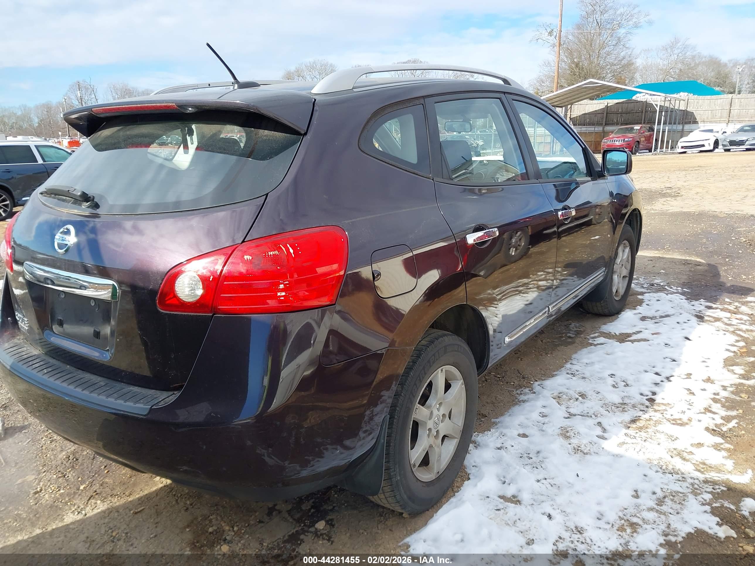 NISSAN ROGUE image 4