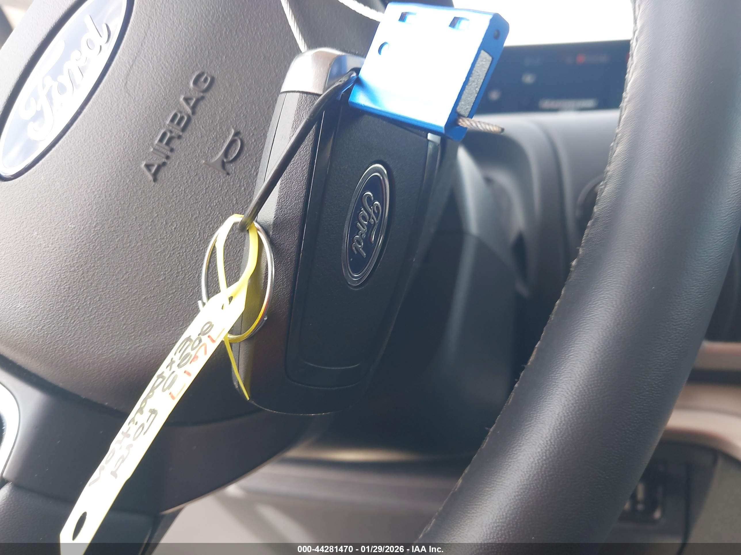 FORD EXPEDITION image 11