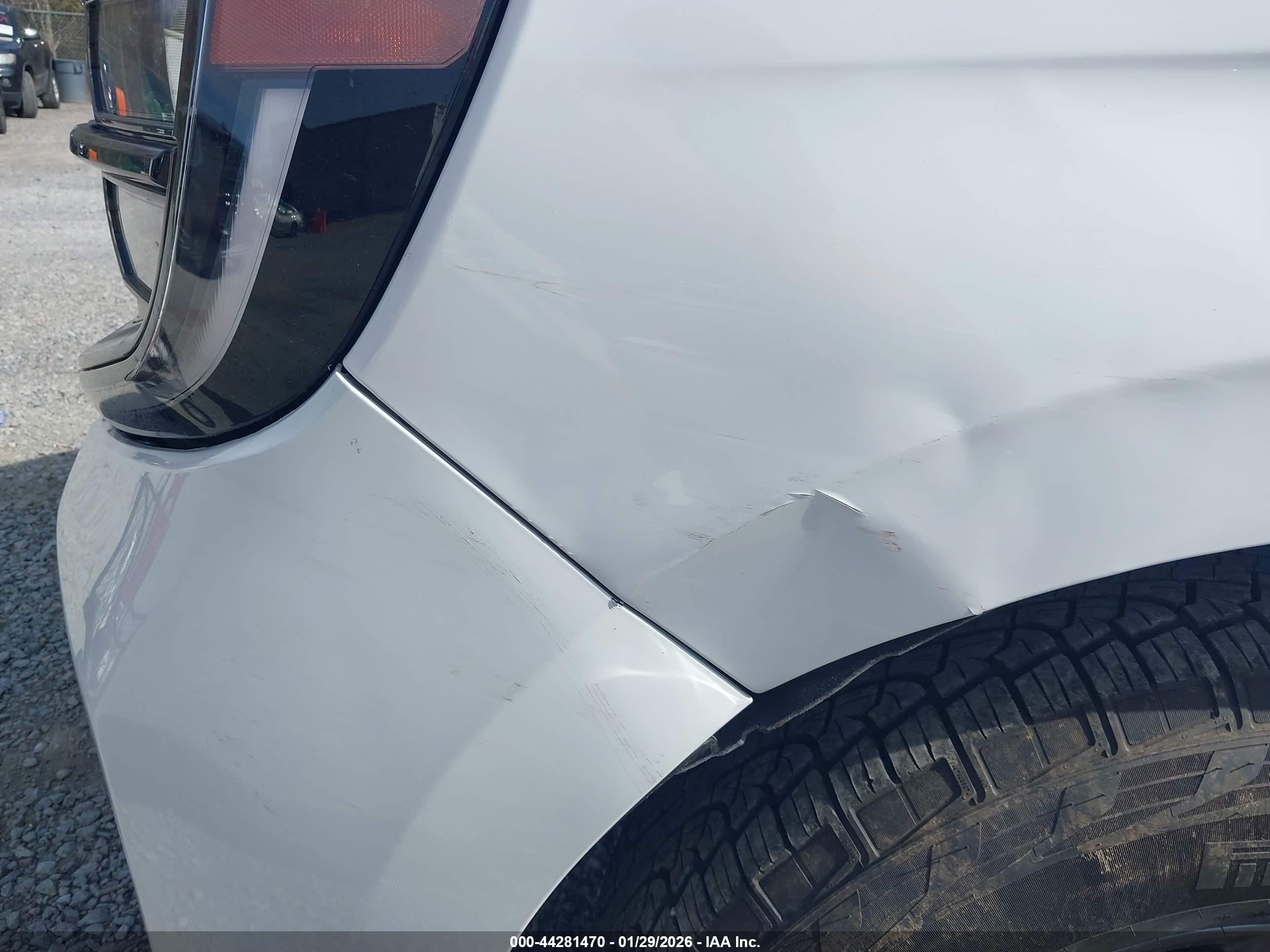 FORD EXPEDITION image 6