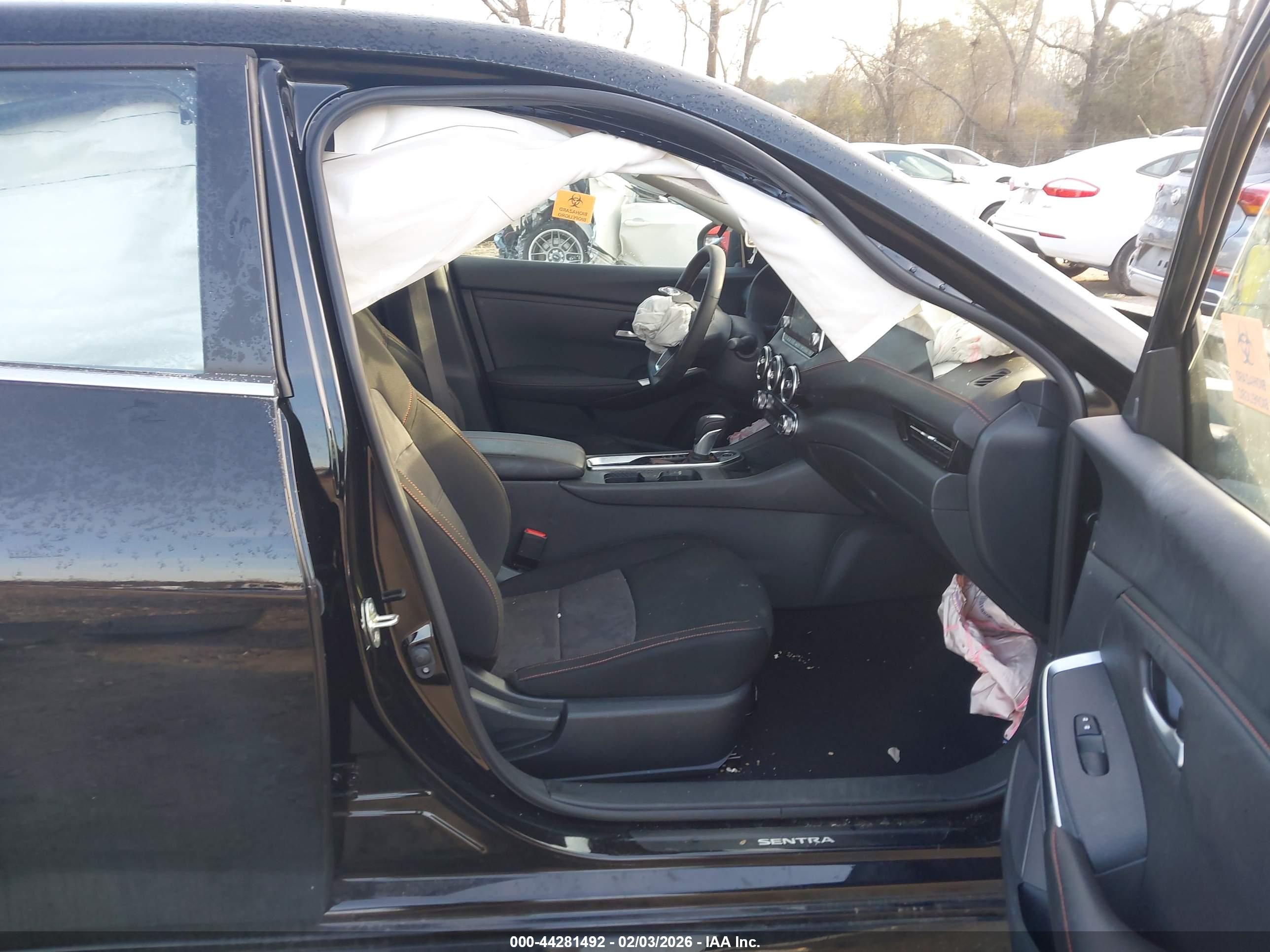 NISSAN SENTRA image 5