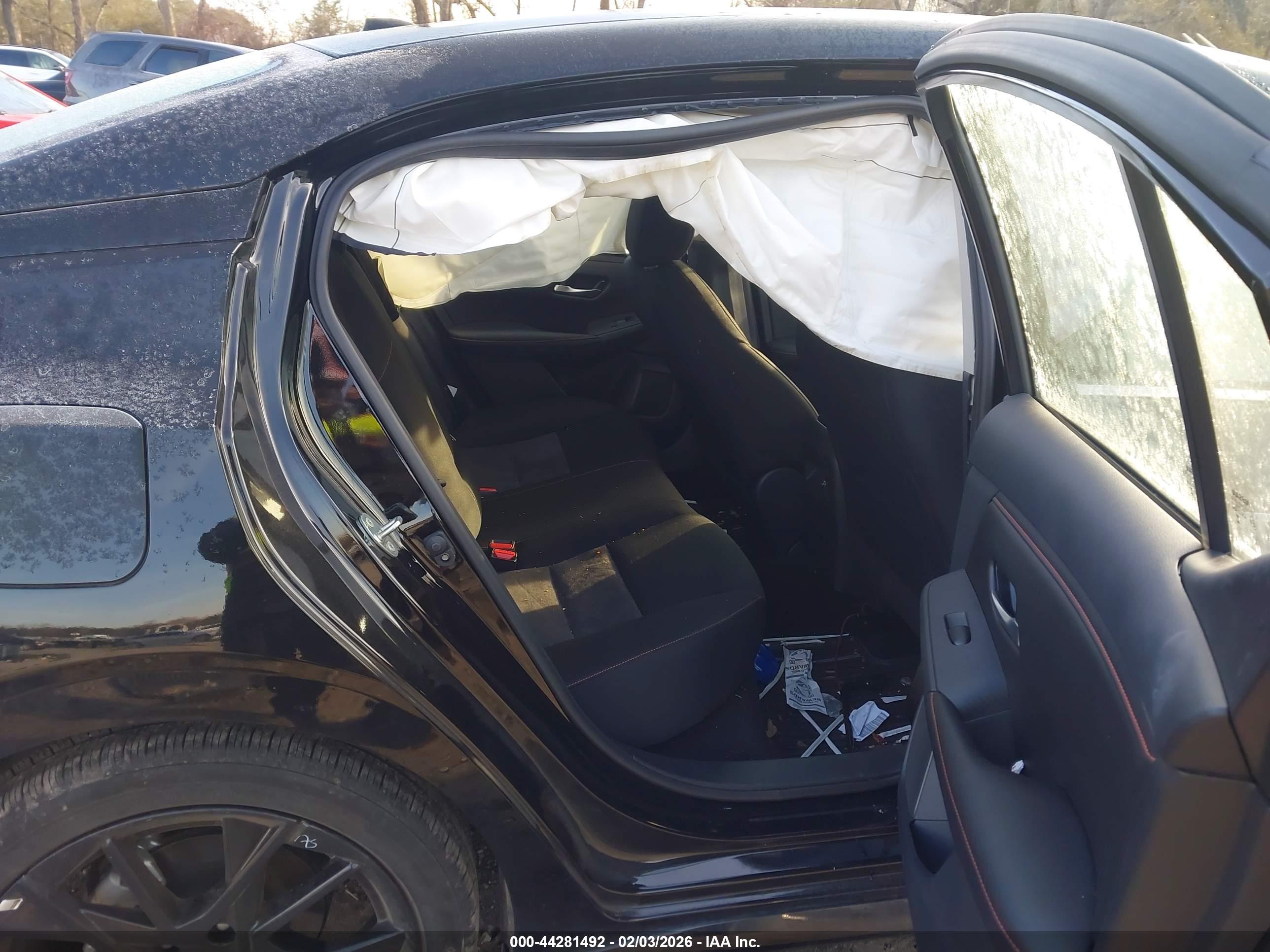 NISSAN SENTRA image 8