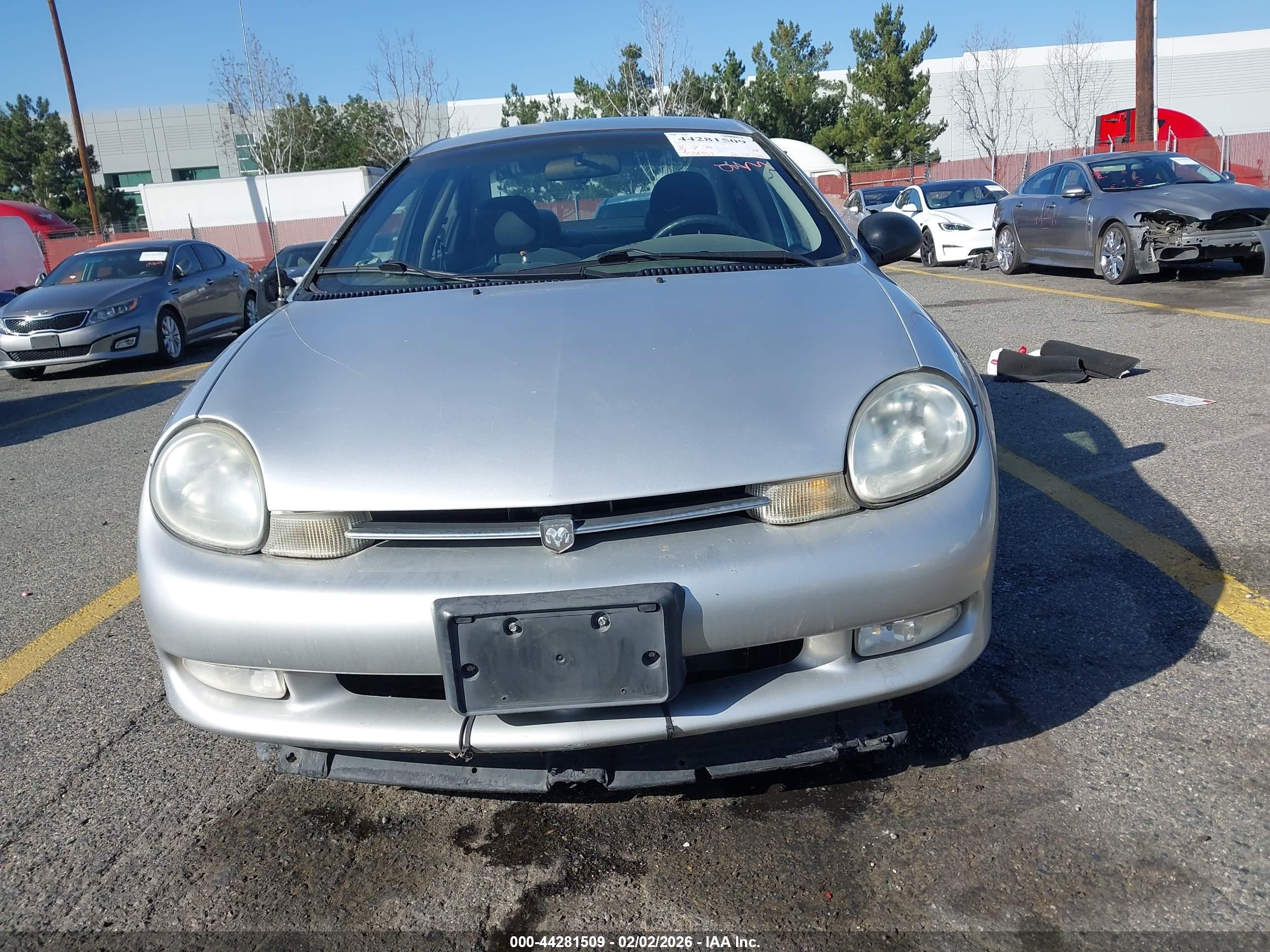 DODGE NEON image 6