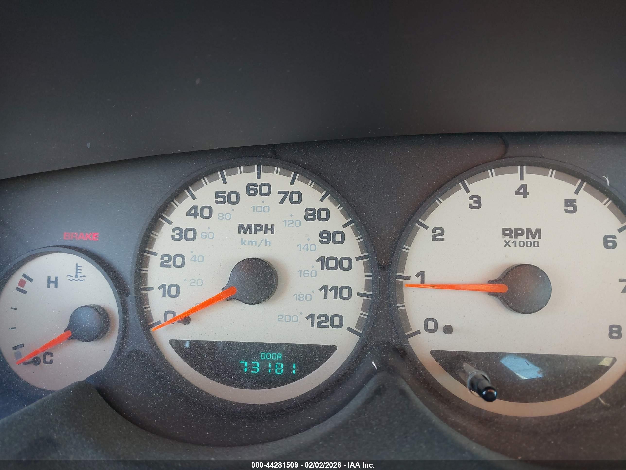DODGE NEON image 7