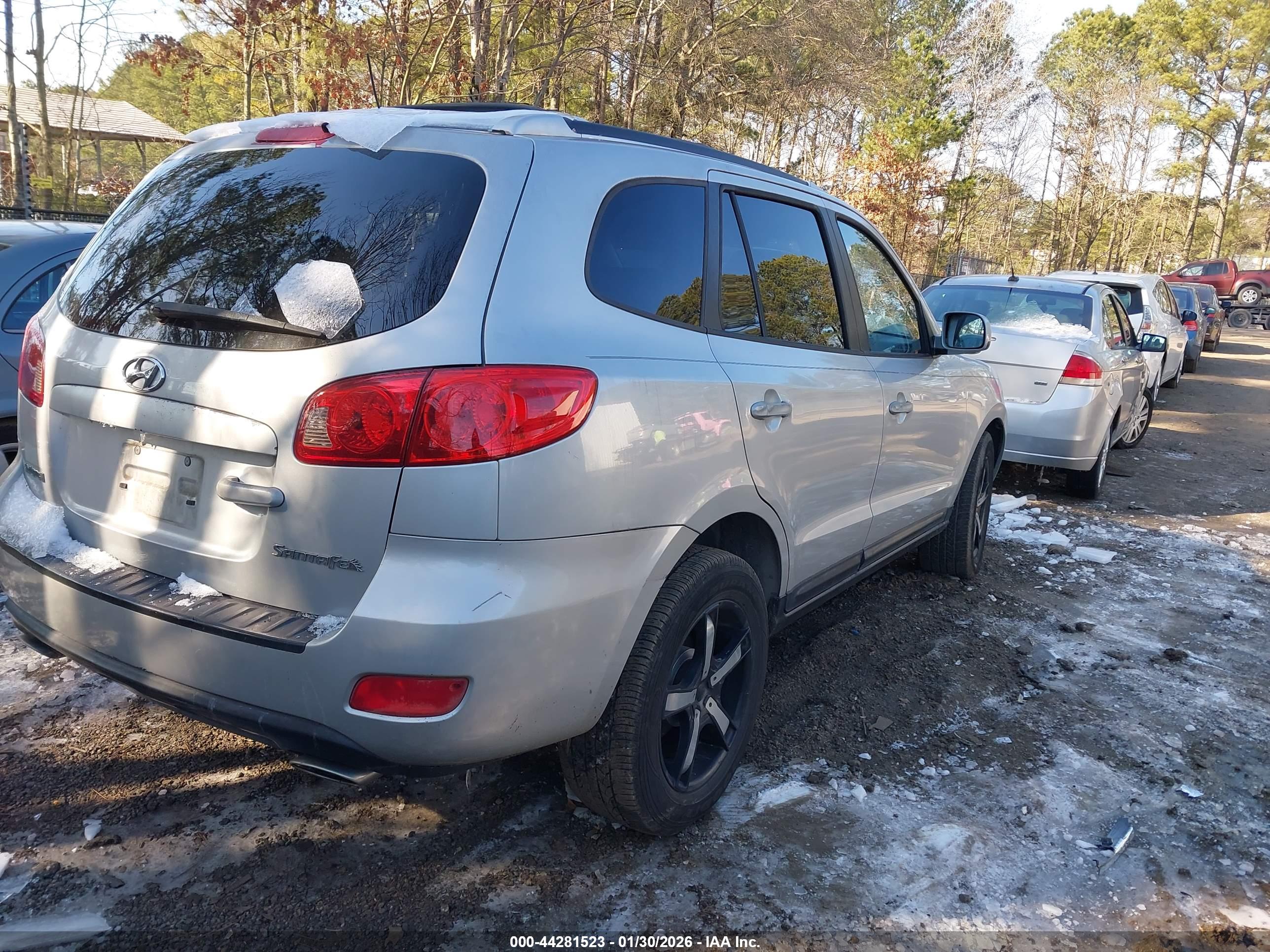 HYUNDAI SANTA image 4