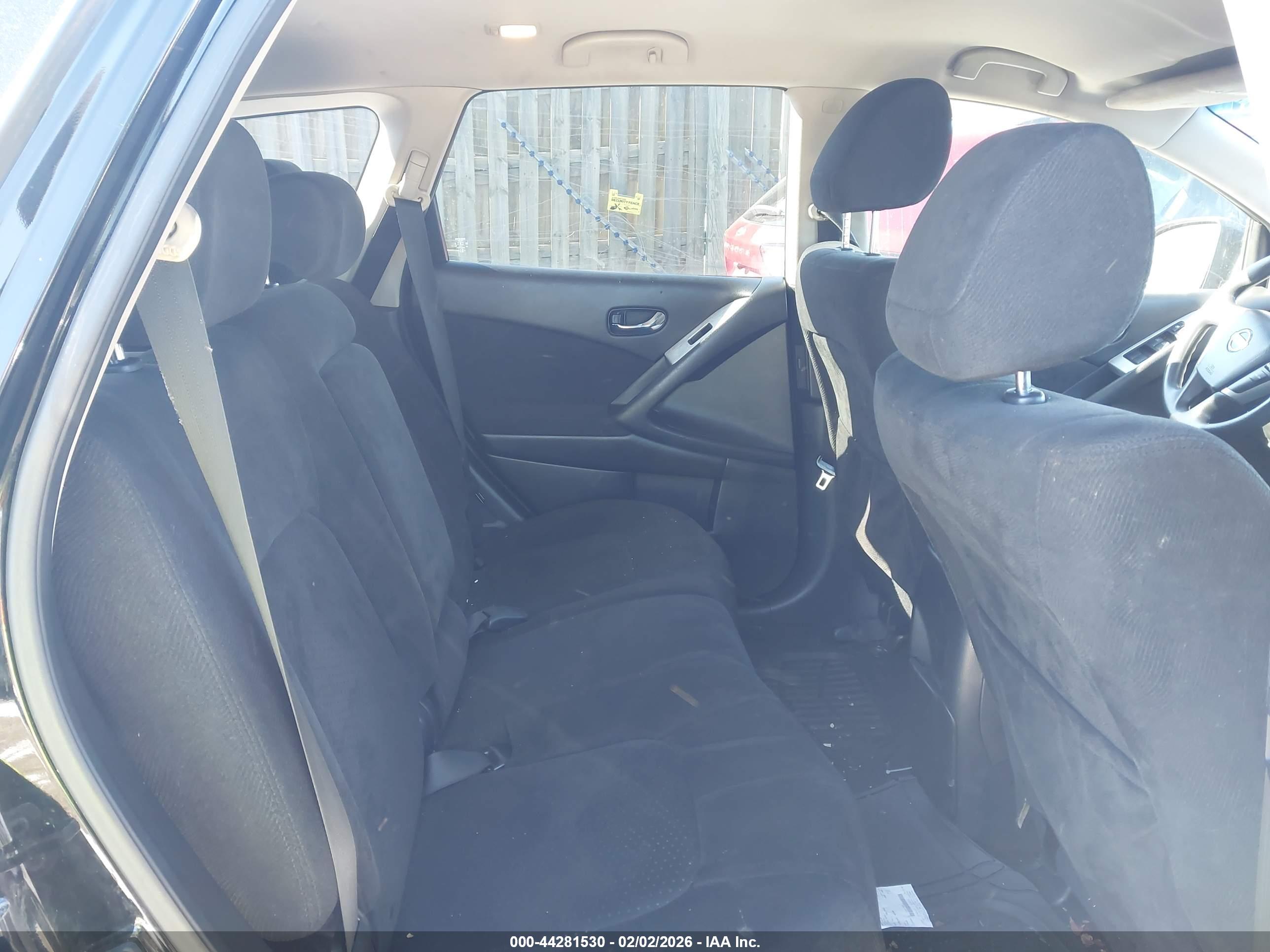 NISSAN MURANO image 8
