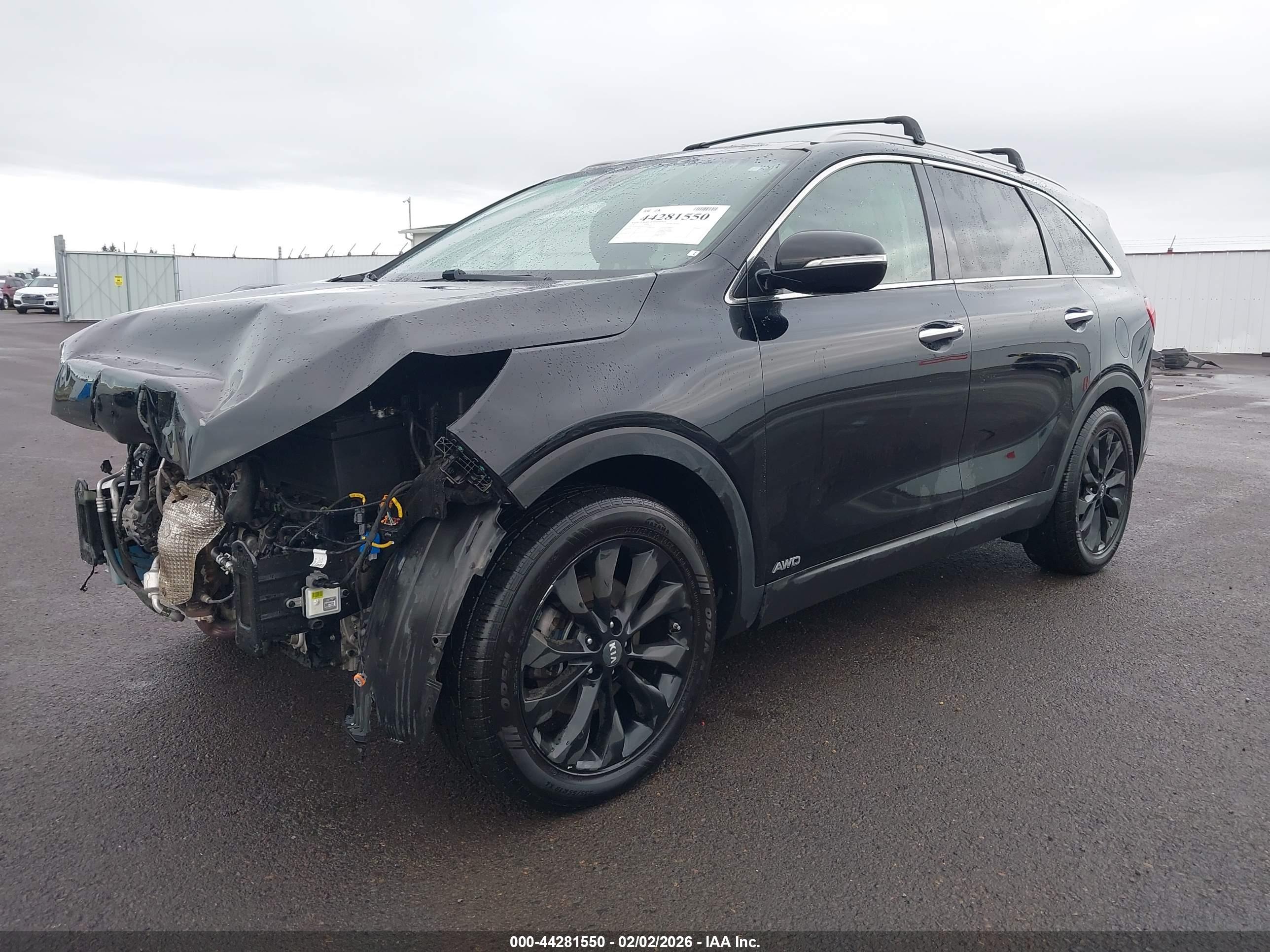 KIA SORENTO image 2
