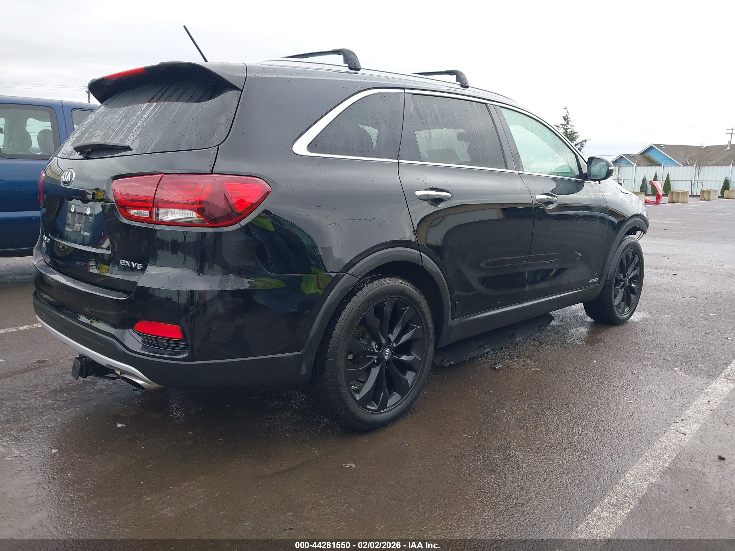 KIA SORENTO image 4