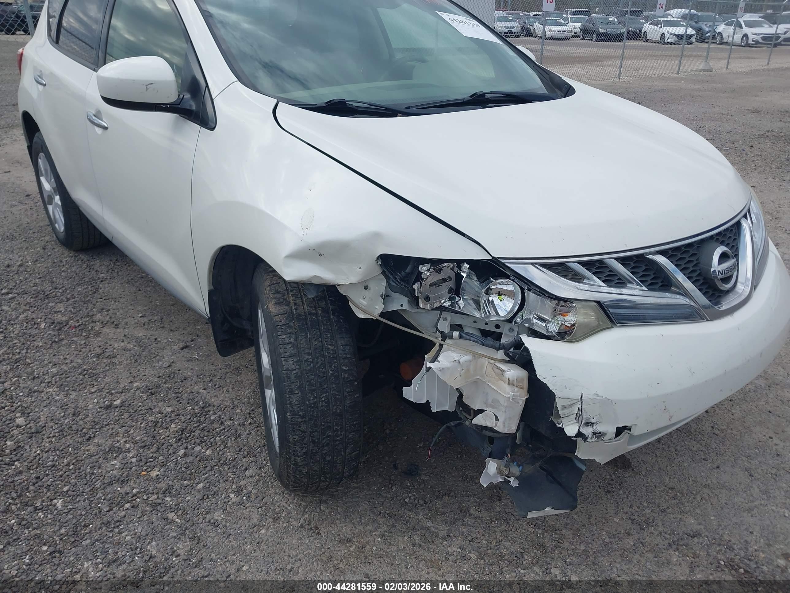 NISSAN MURANO image 6
