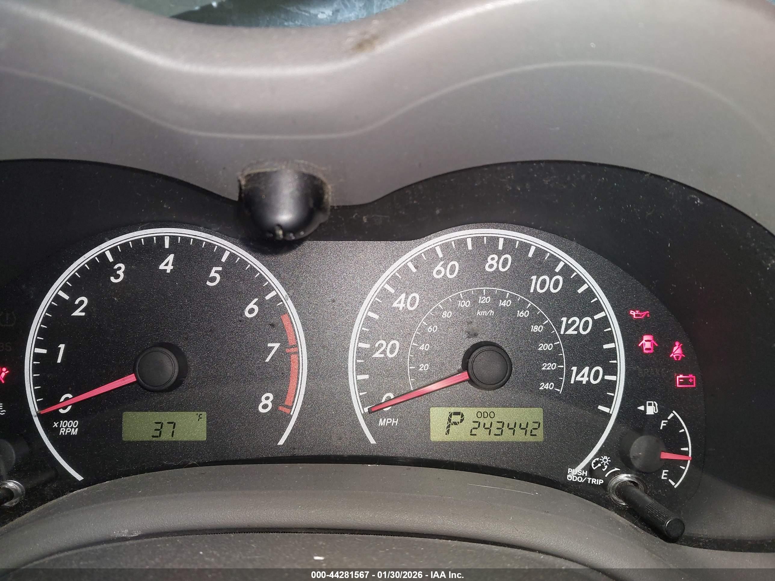 TOYOTA COROLLA image 7