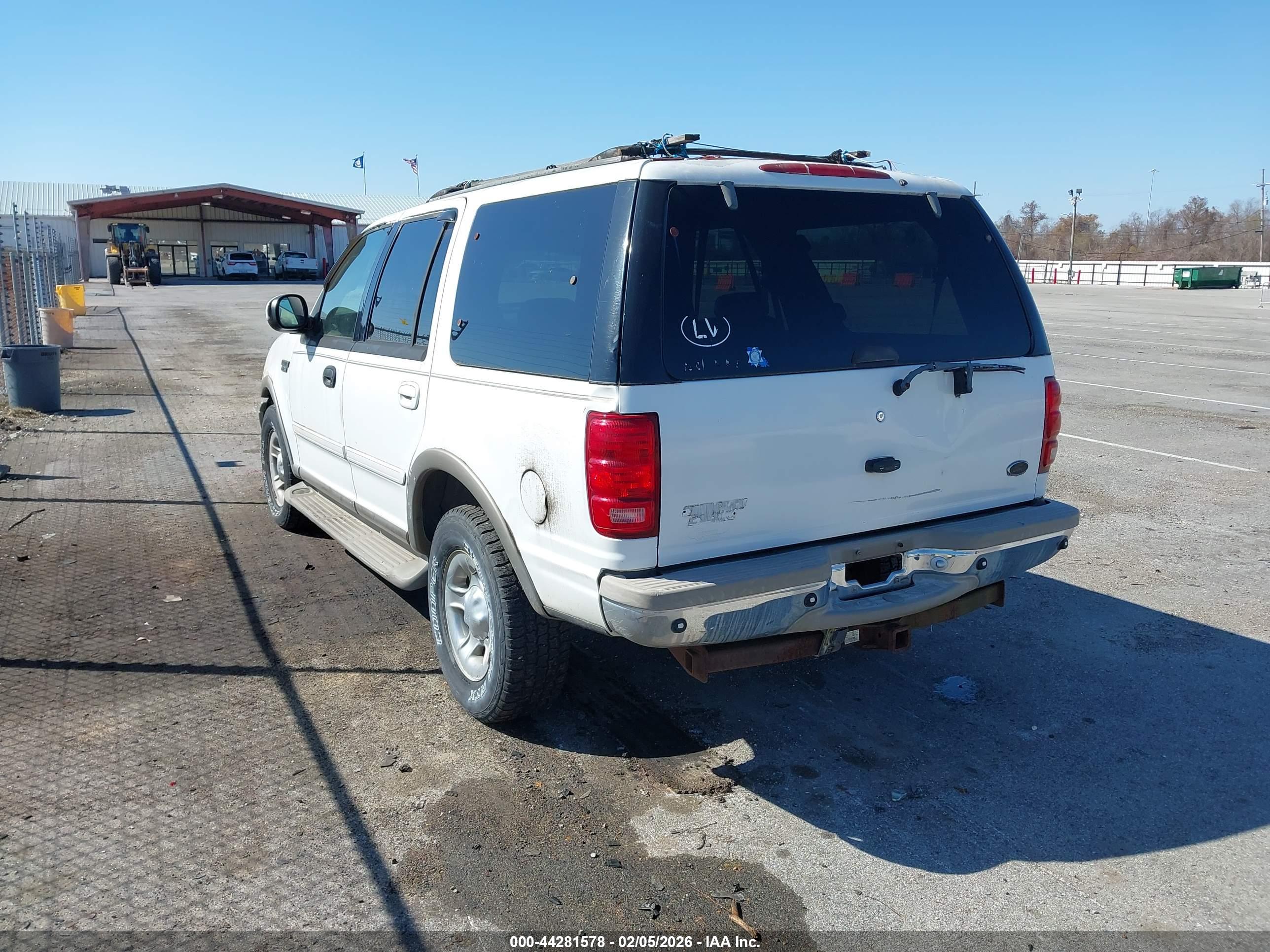 FORD EXPEDITION image 3