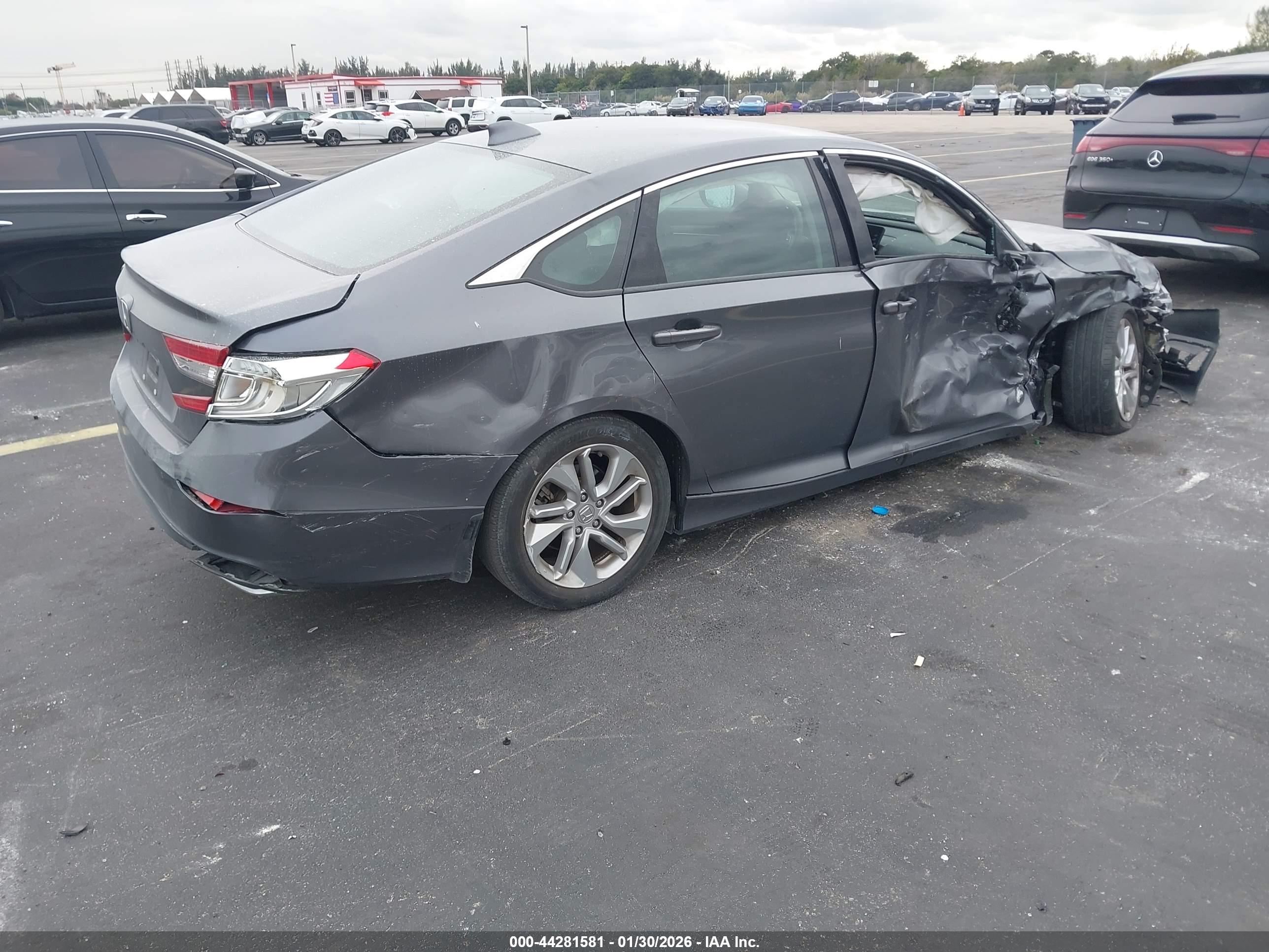 HONDA ACCORD image 4
