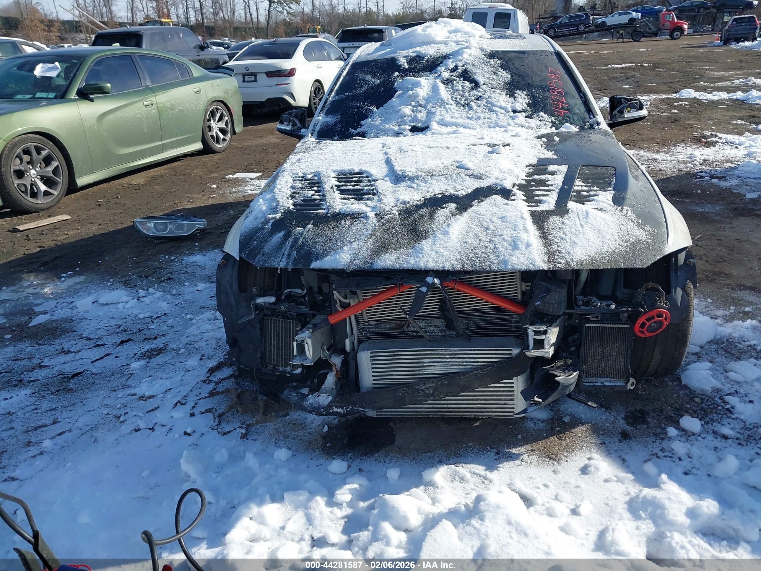 BMW 335I image 6