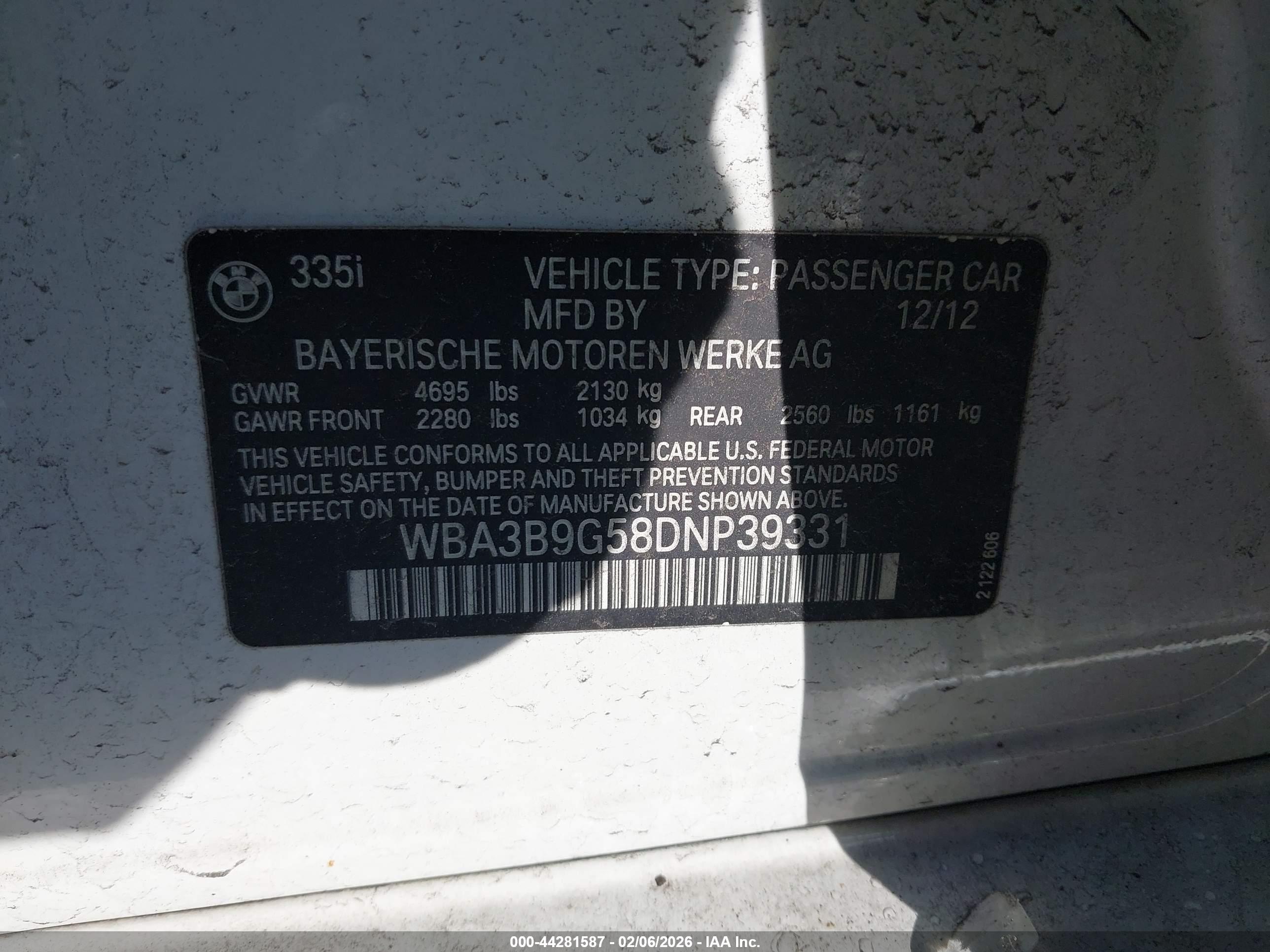 BMW 335I image 9
