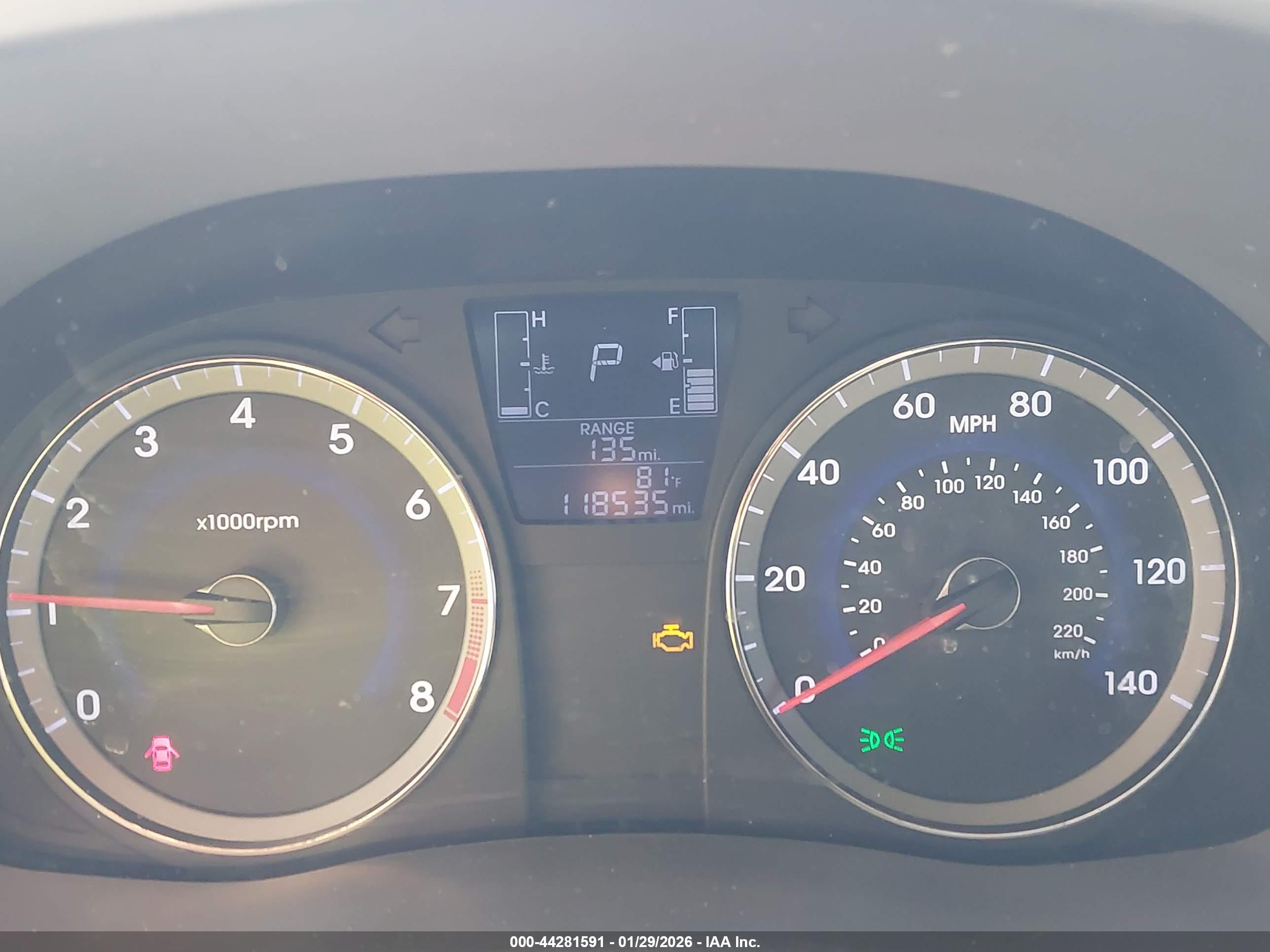 HYUNDAI ACCENT image 7