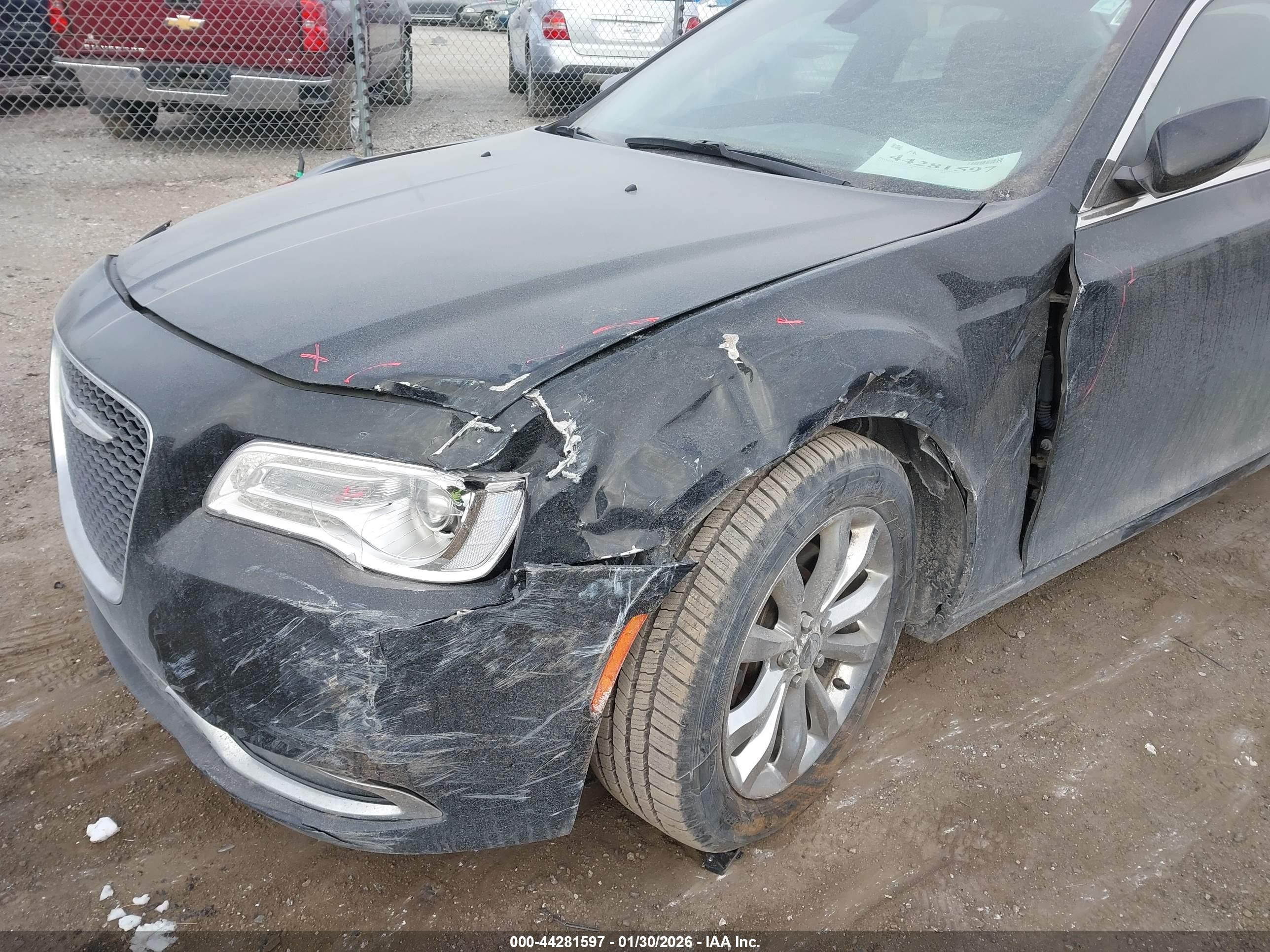 CHRYSLER 300 image 6