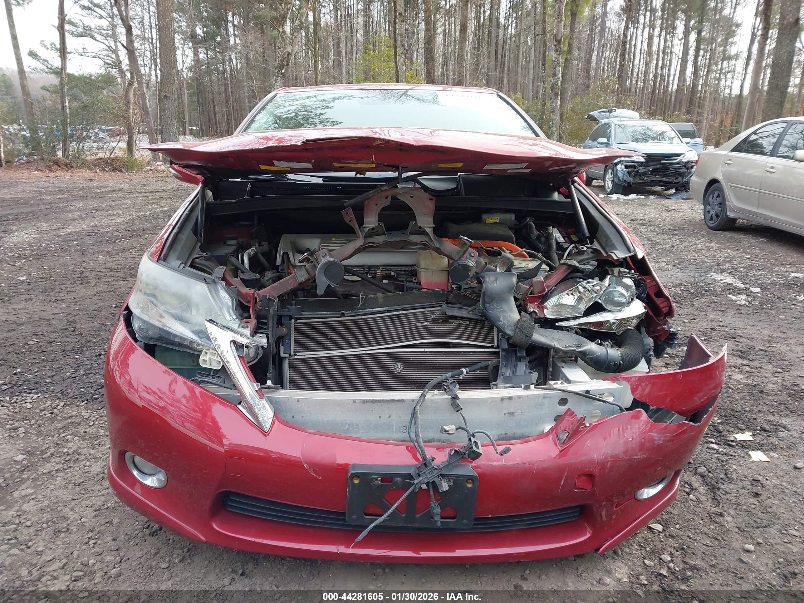 LEXUS HS image 6