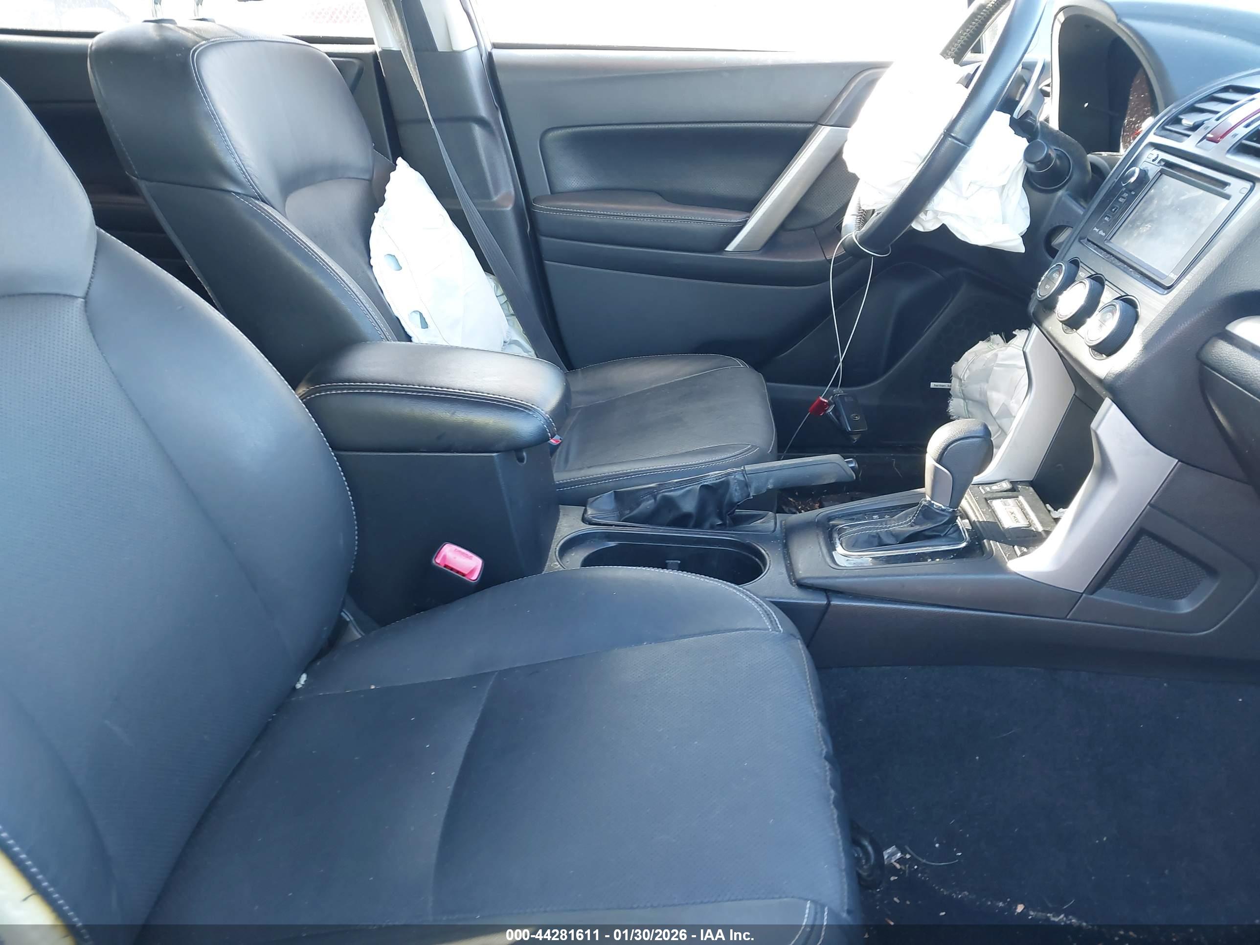 SUBARU FORESTER image 5