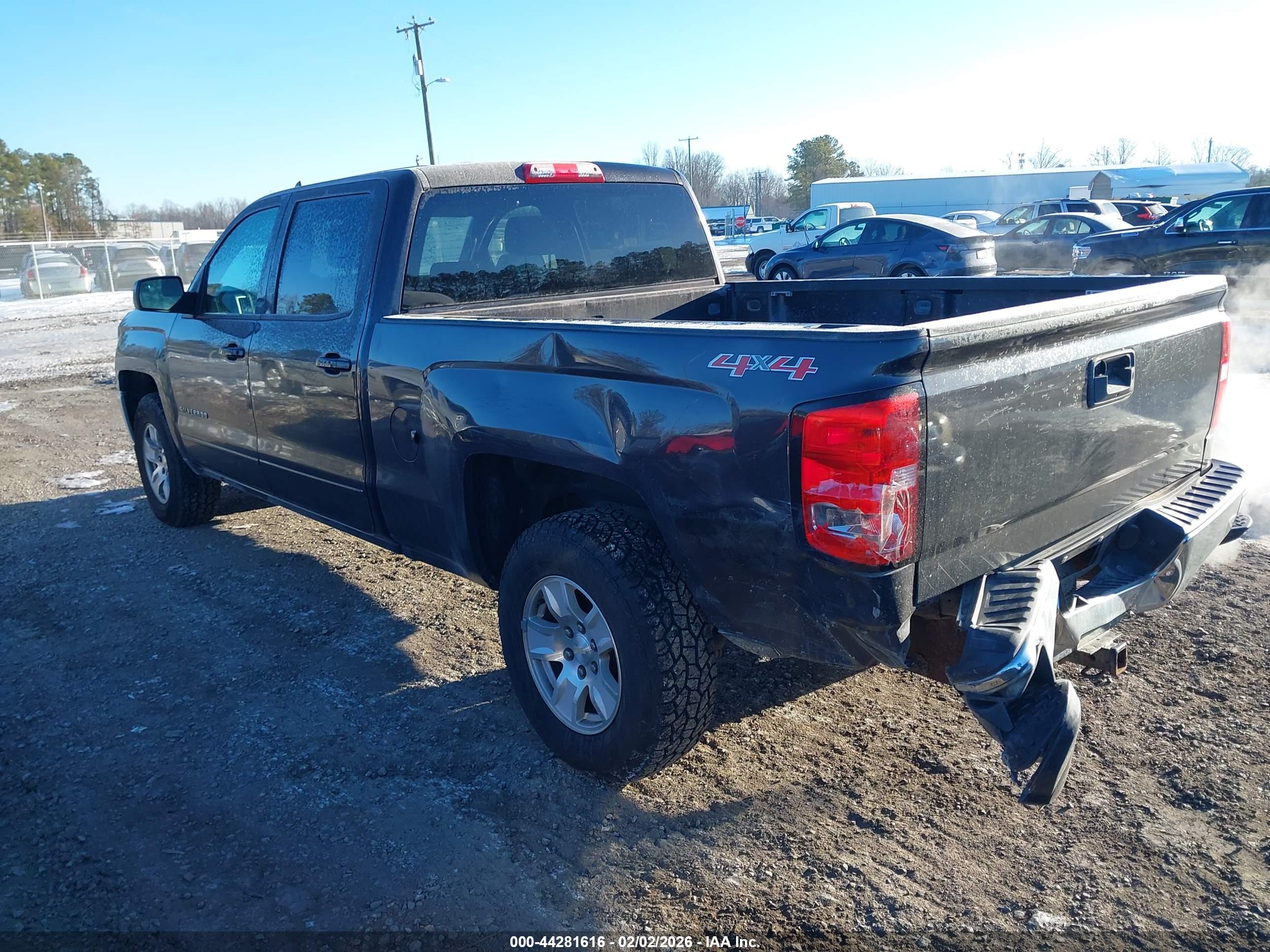 CHEVROLET SILVERADO image 3