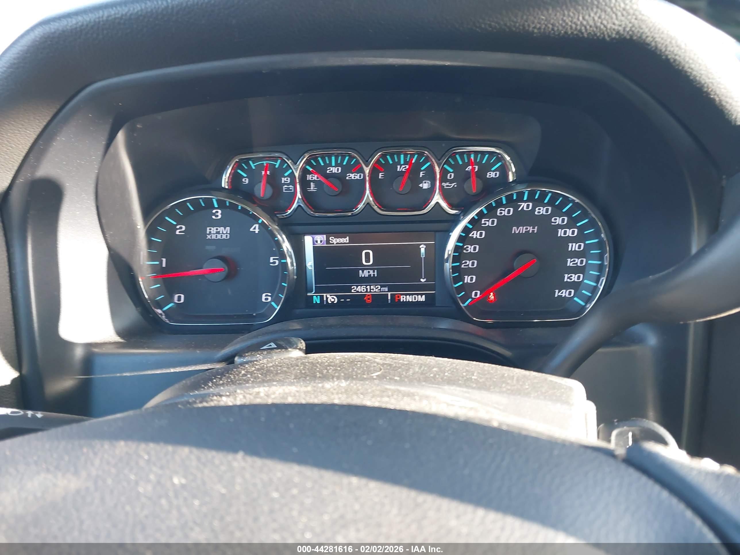 CHEVROLET SILVERADO image 7