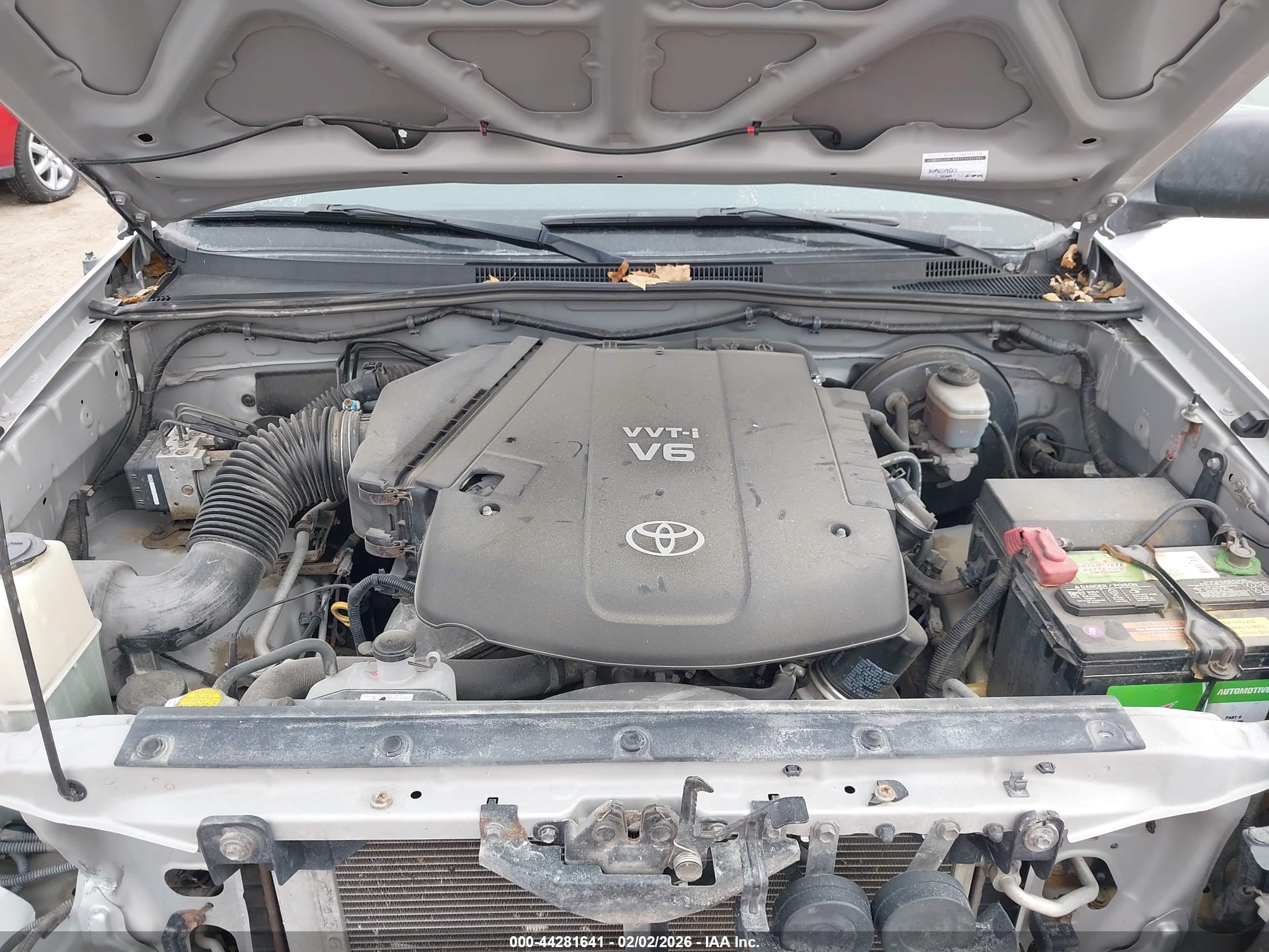 TOYOTA TACOMA image 10