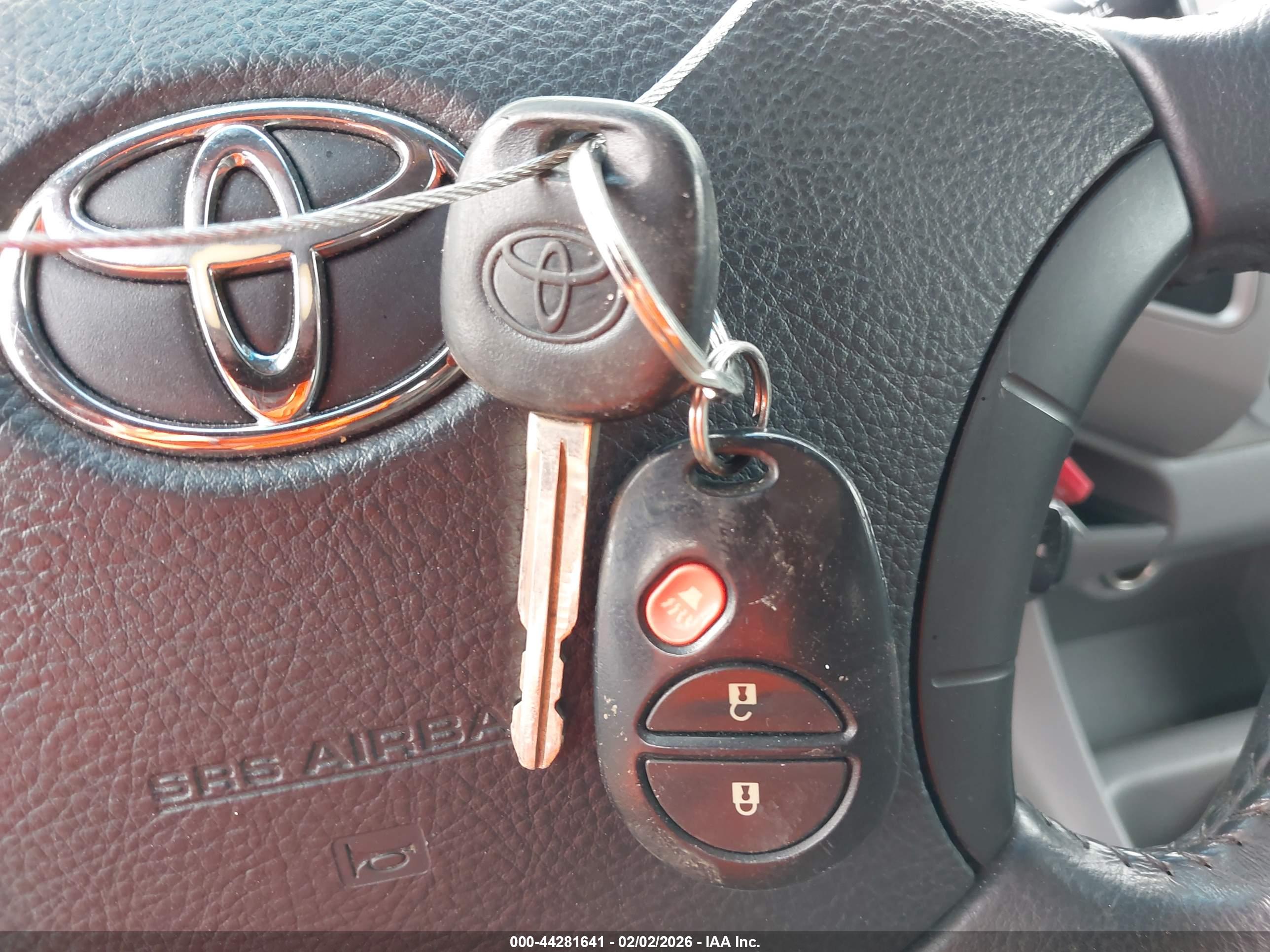 TOYOTA TACOMA image 11