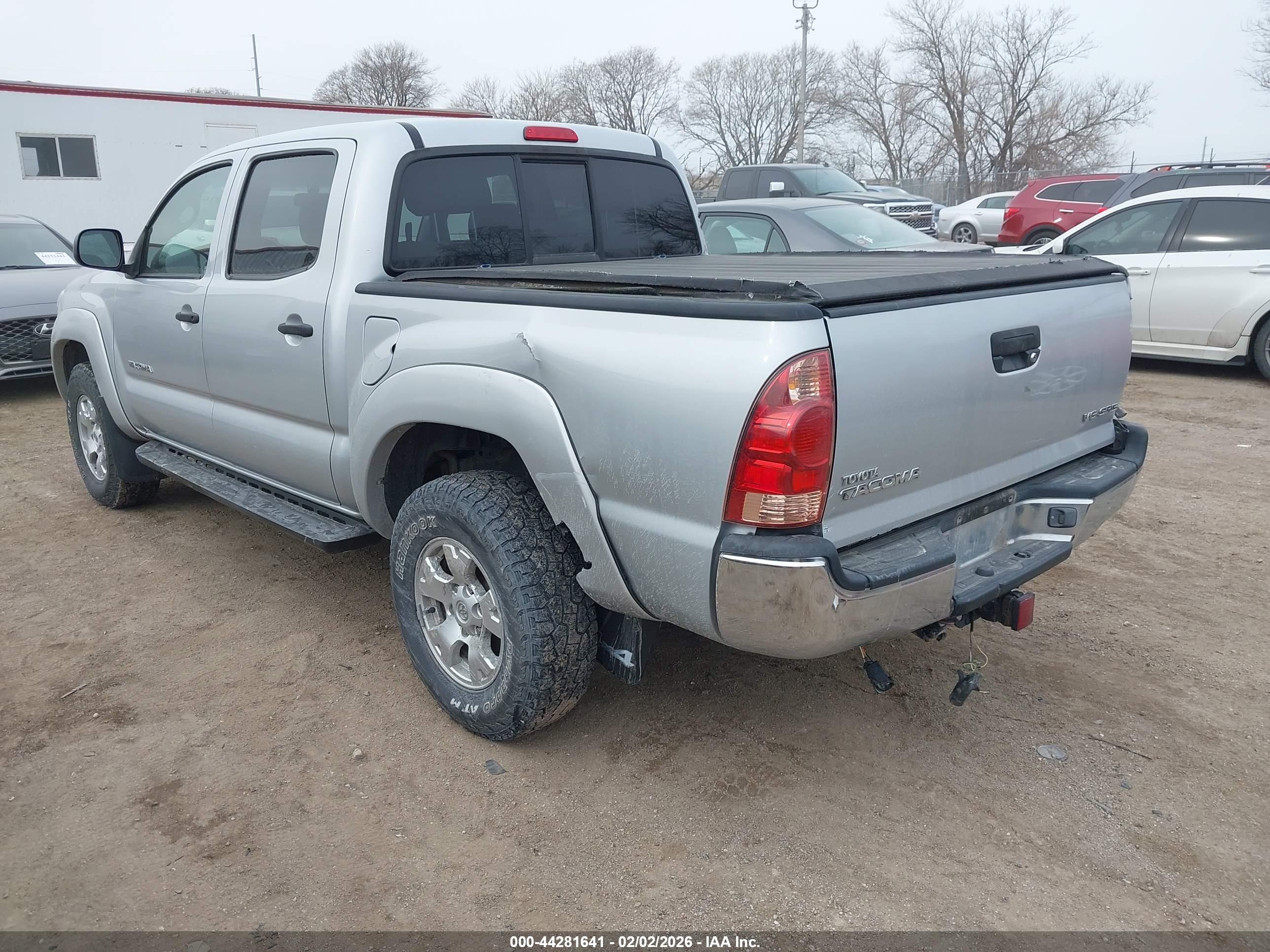 TOYOTA TACOMA image 3