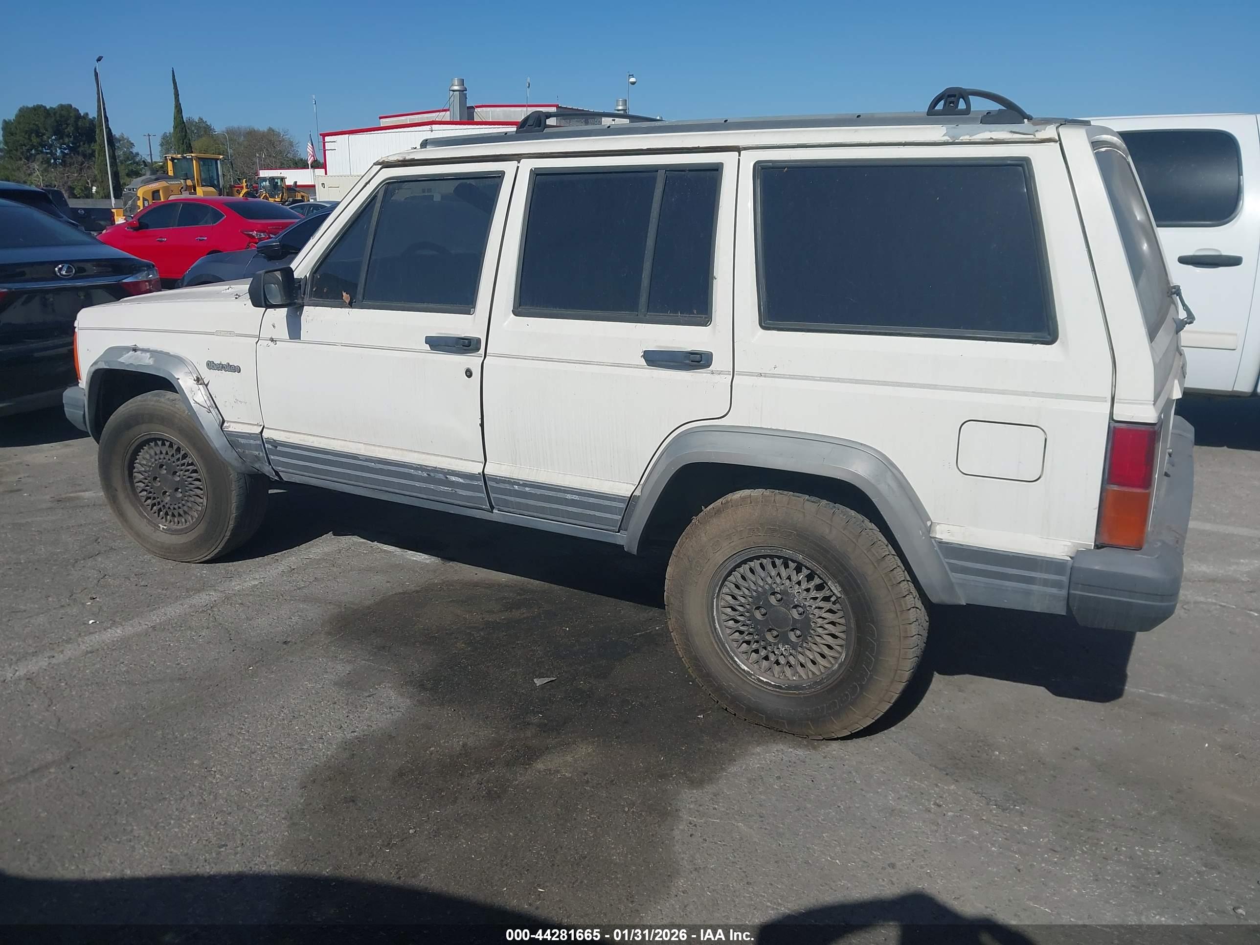 JEEP CHEROKEE image 3