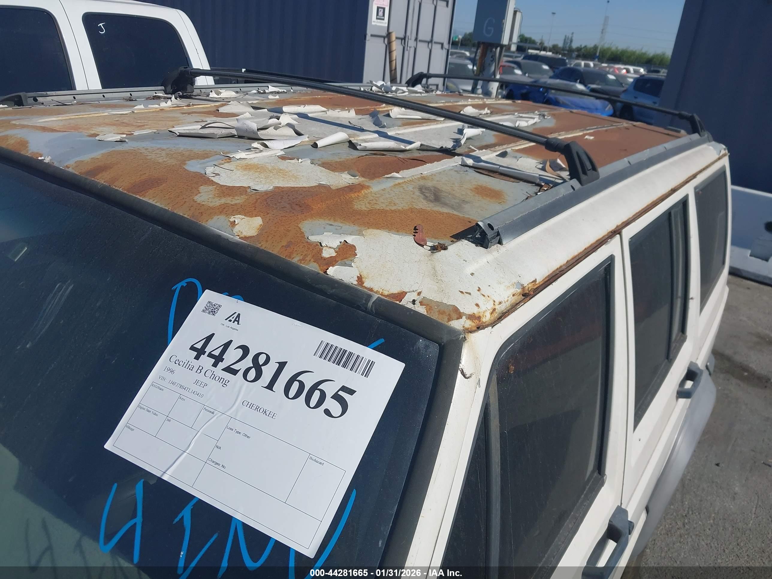 JEEP CHEROKEE image 6