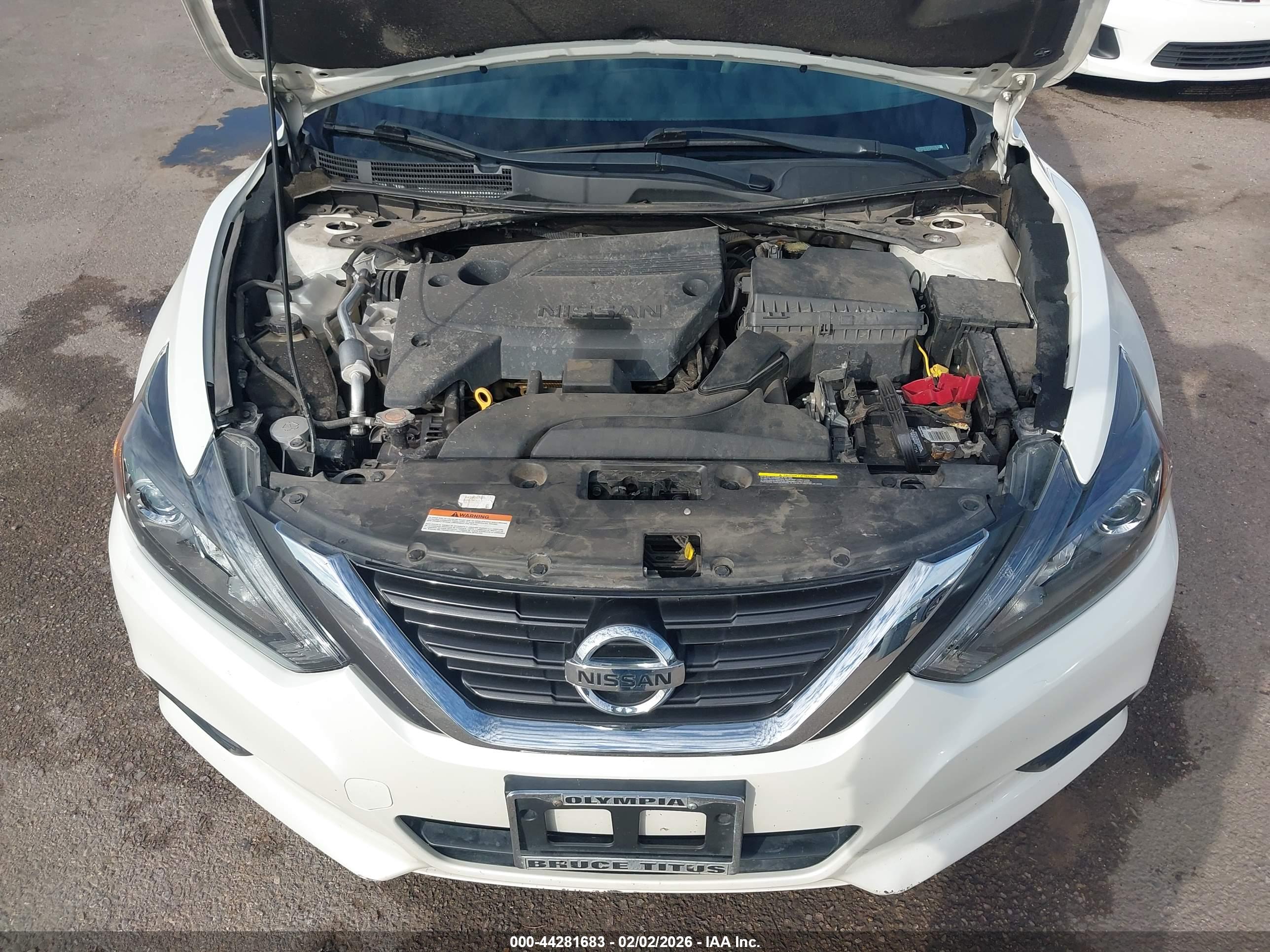 NISSAN ALTIMA image 10
