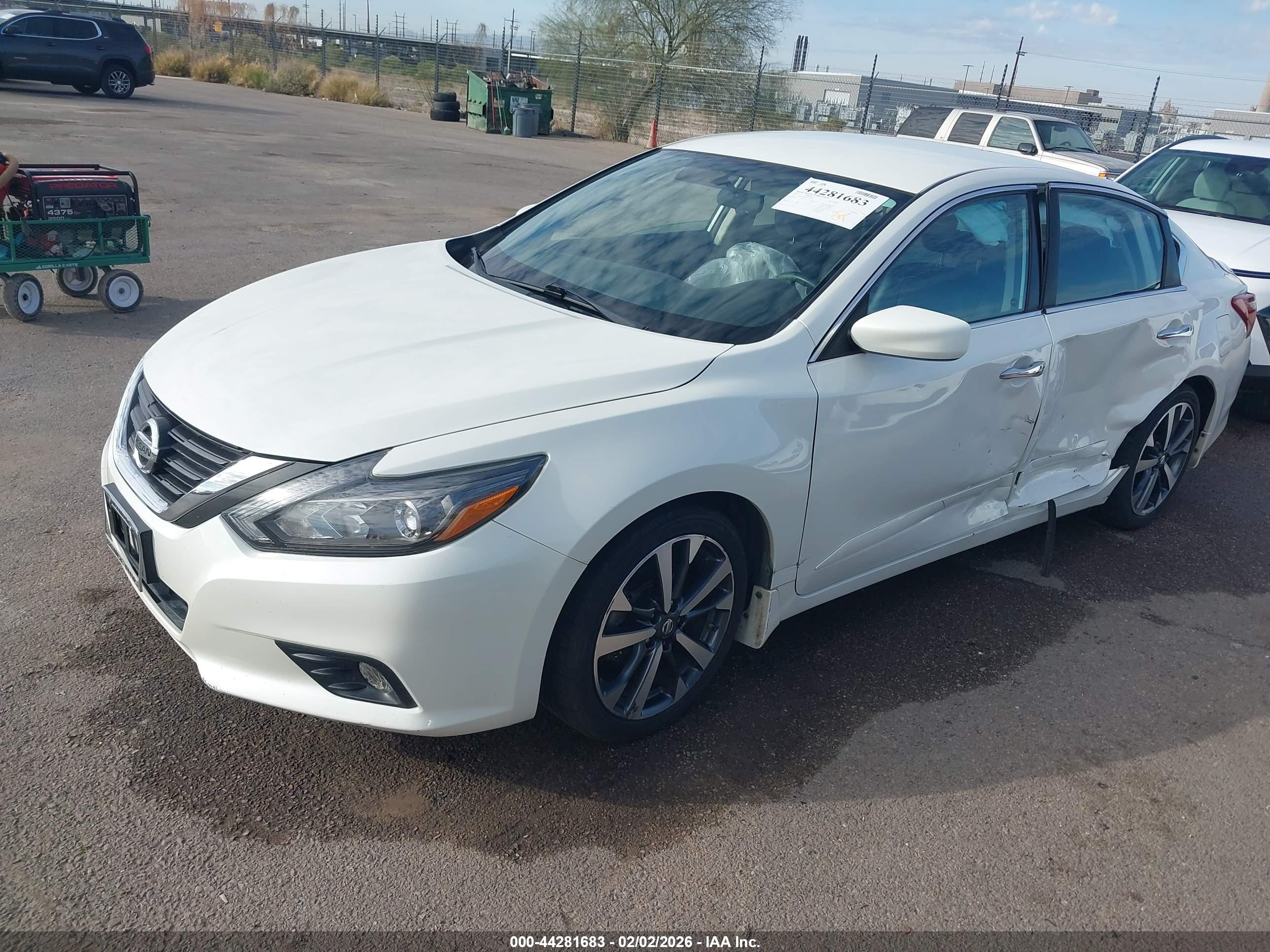 NISSAN ALTIMA image 2